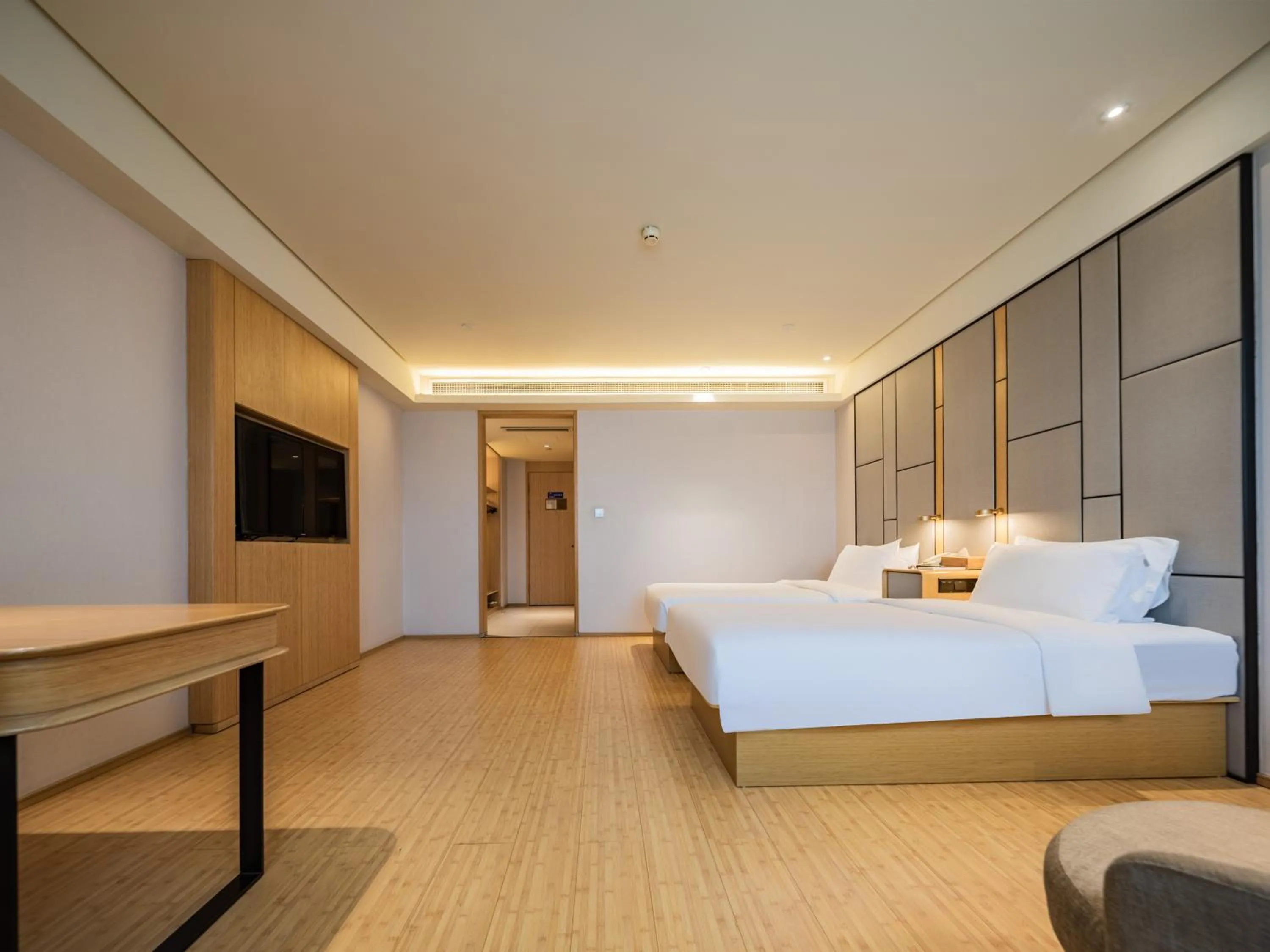 Bed in JI Hotel Chengdu Shuangliu Airport