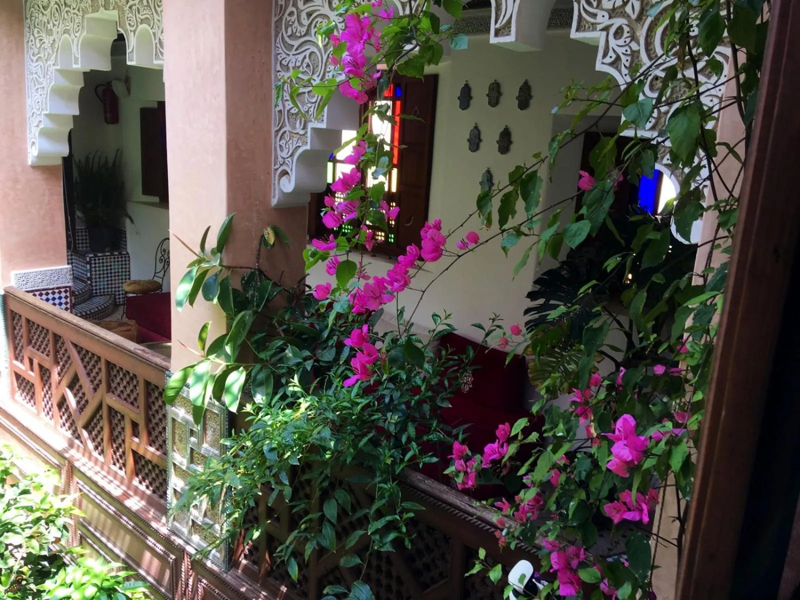 Communal lounge/ TV room in Riad Toyour- Riad of birds