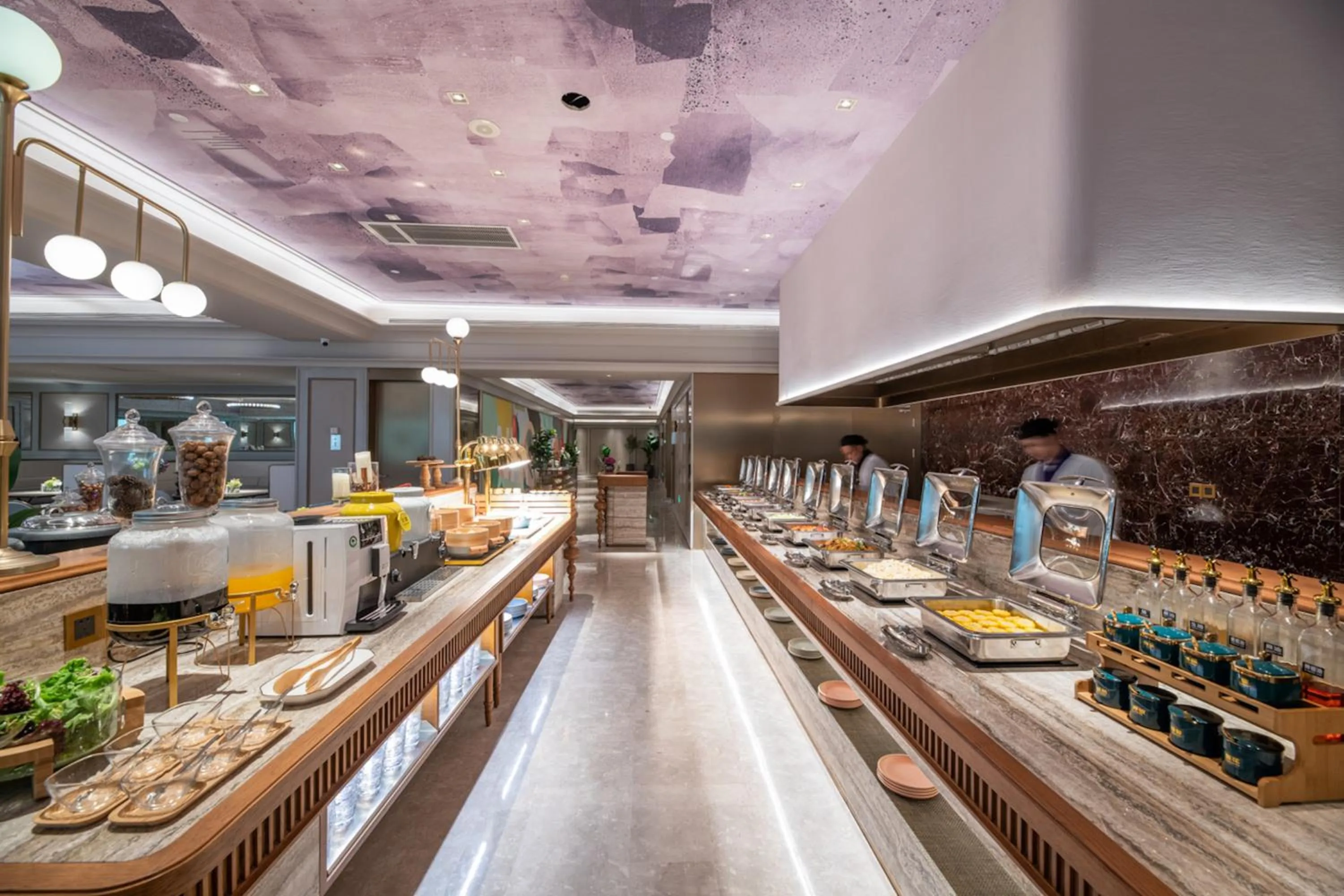 Restaurant/places to eat in JI Hotel Nanjing Baijia Lake