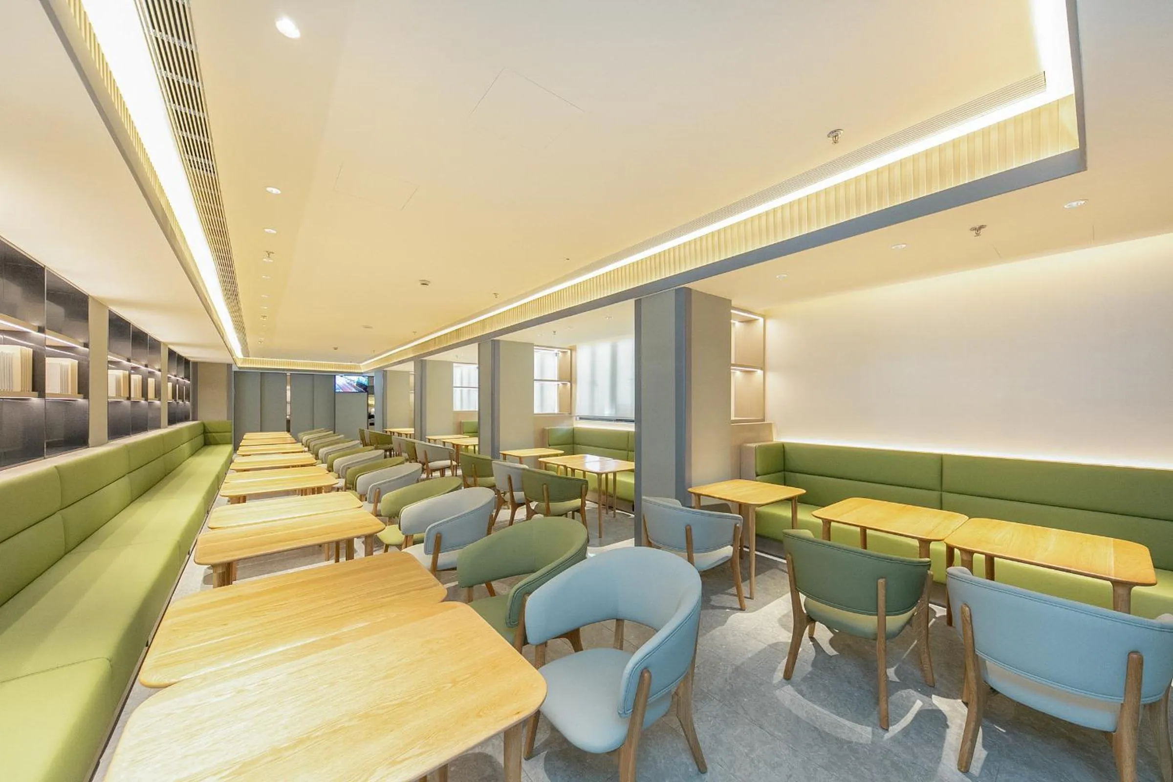 JI Hotel Shanghai Lujiabang Road Subway Station