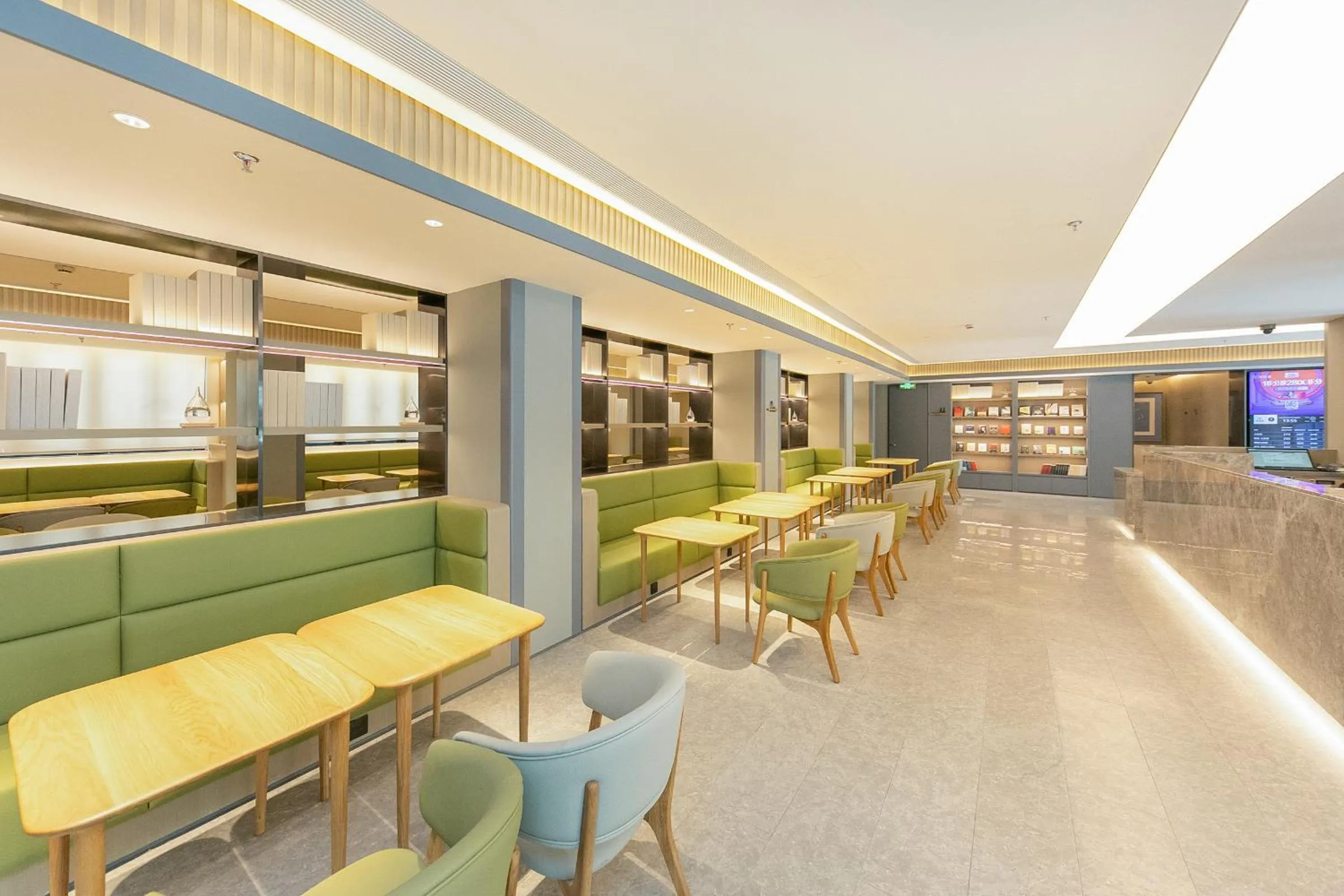 JI Hotel Shanghai Lujiabang Road Subway Station