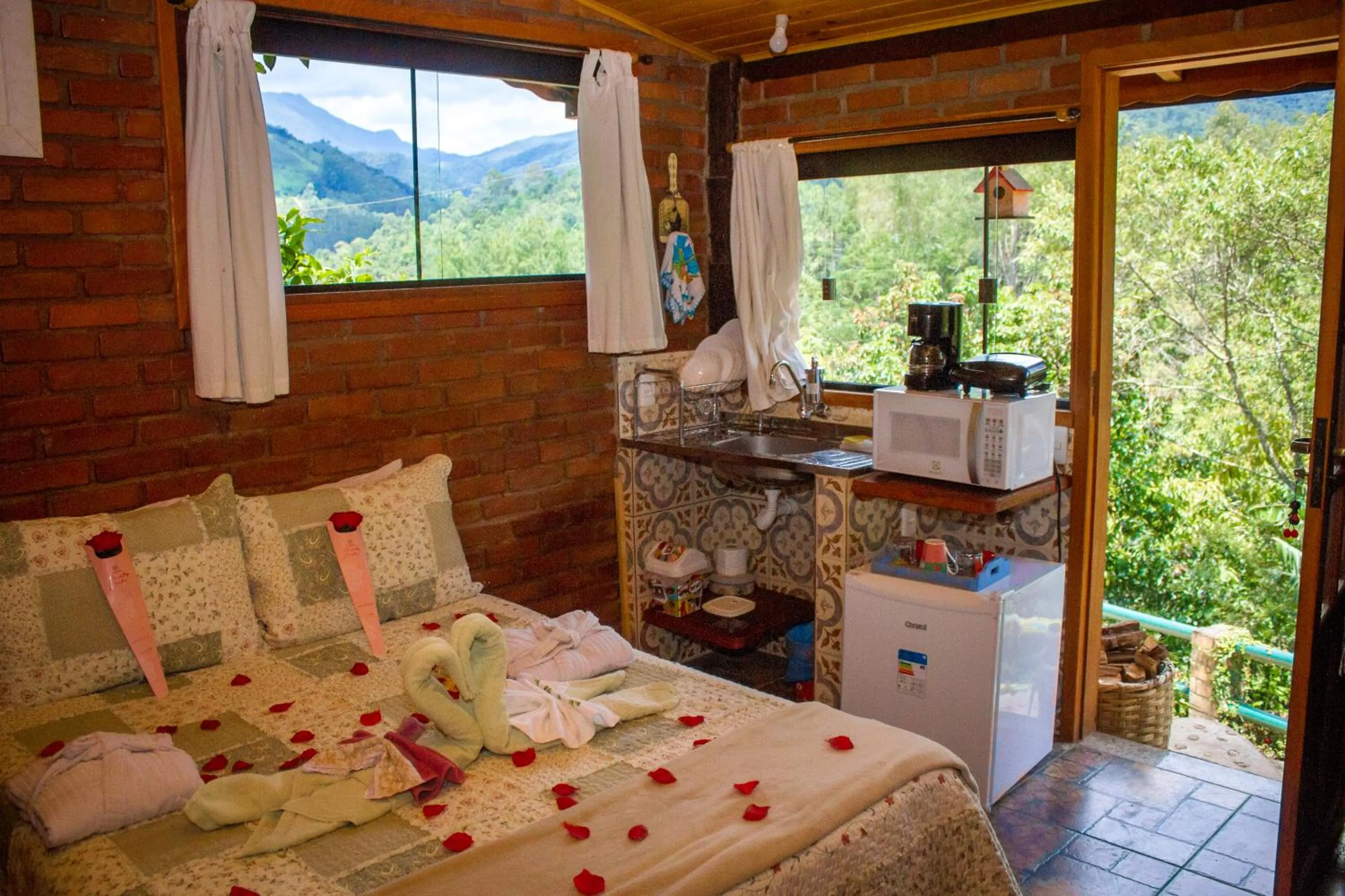 Bed in Chalés Lirio dos Vales