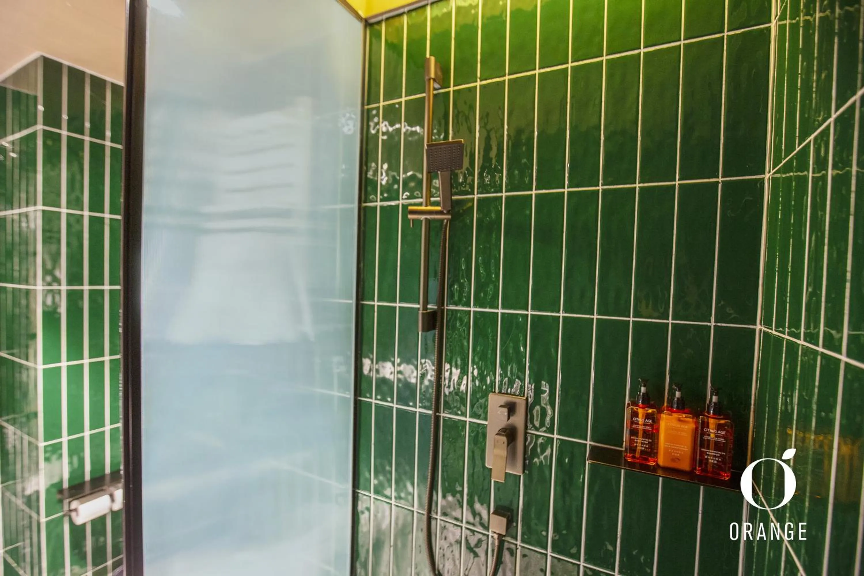 Shower in Orange Hotel Beijing Yongfeng Space City