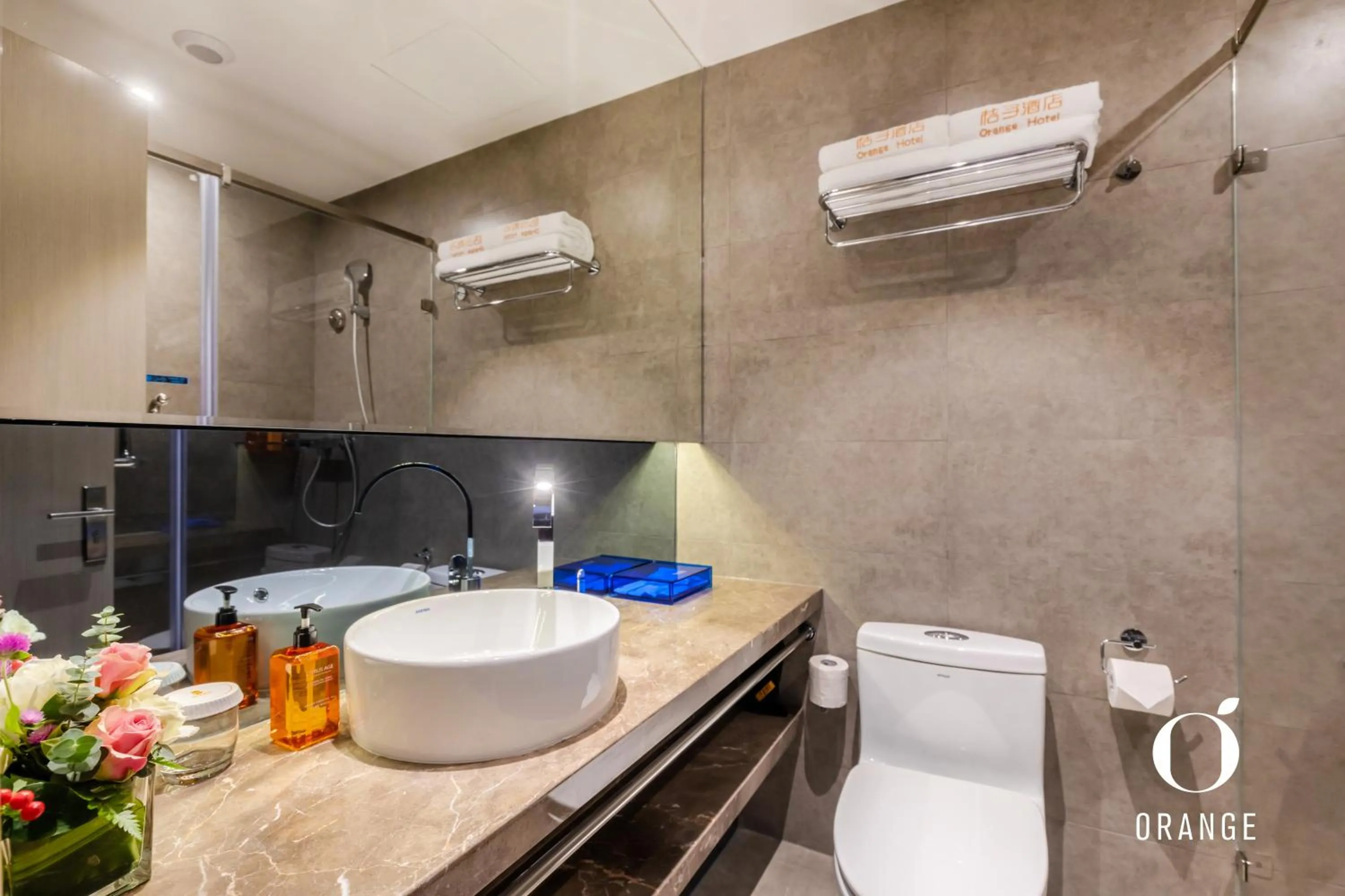 Toilet in Orange Hotel Beijing Yongfeng Space City