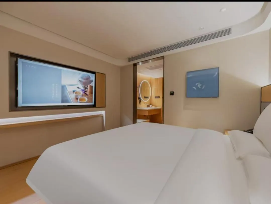 Bed in JI Hotel Beijing South Railway Station Jiaomen West Subway Station