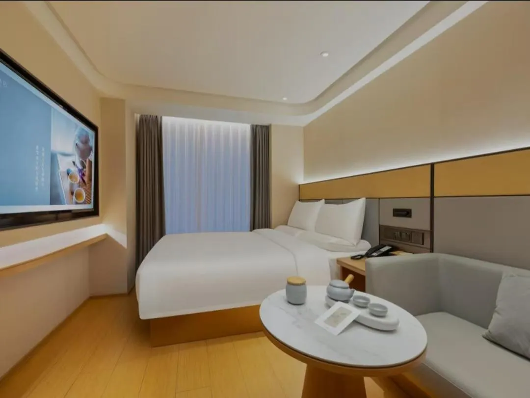 Bed in JI Hotel Beijing South Railway Station Jiaomen West Subway Station