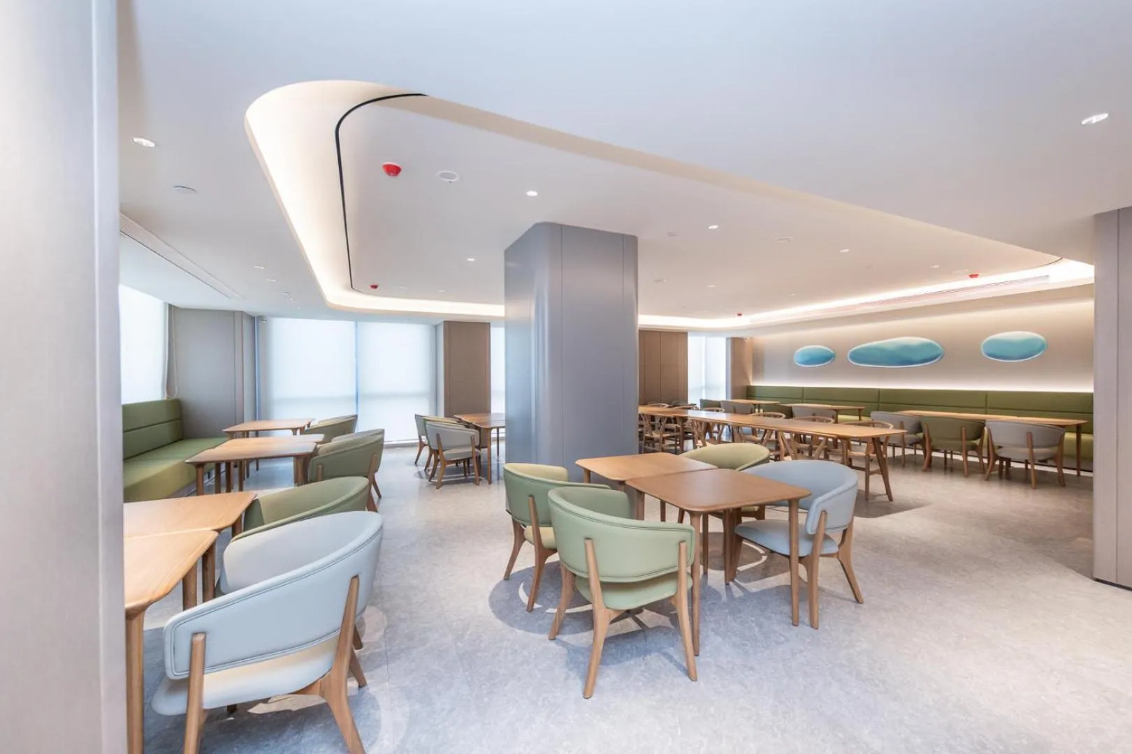 Restaurant/places to eat in JI Hotel Suzhou North High Speed Railway Station Subway Station