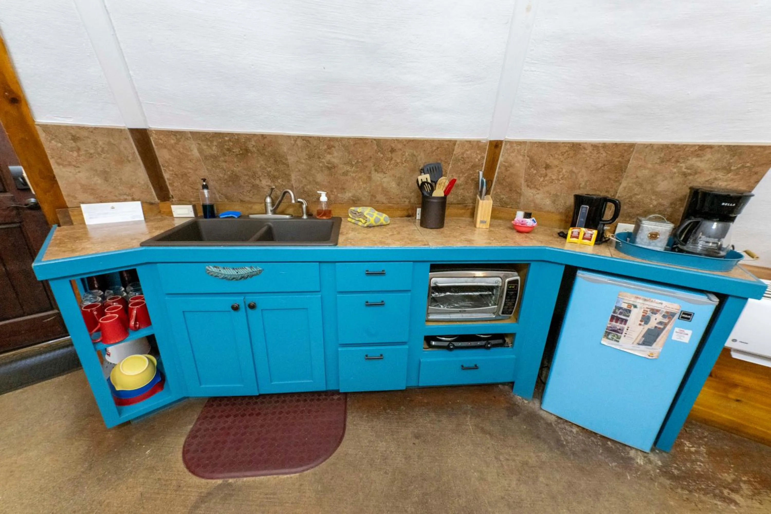 Kitchen or kitchenette in Tipis on the Guadalupe