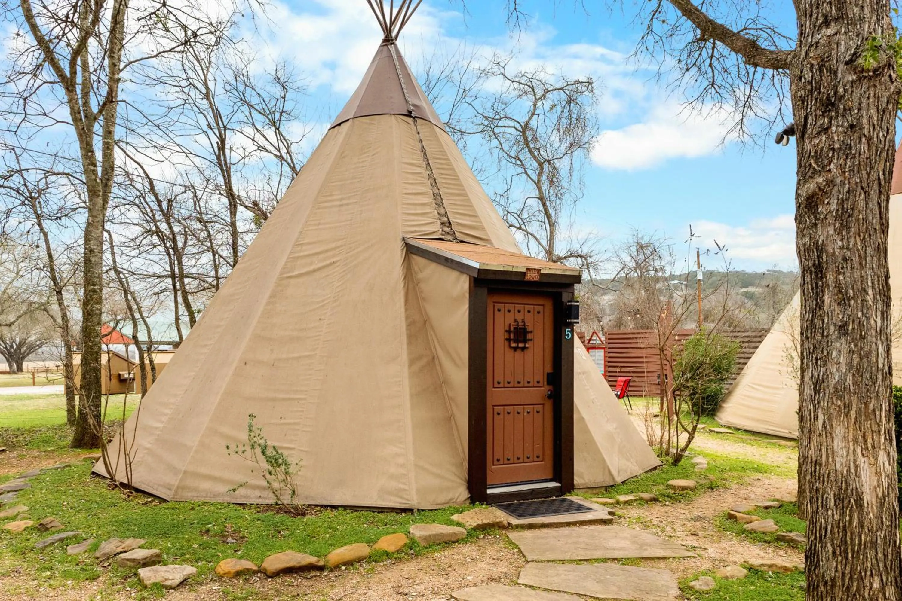 Property building in Tipis on the Guadalupe