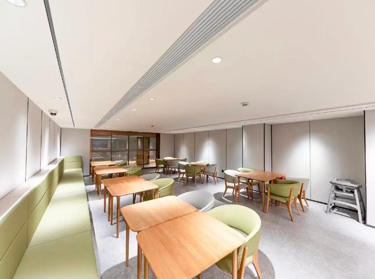 Restaurant/places to eat in JI Hotel Shanghai Xintiandi South Xizang Road