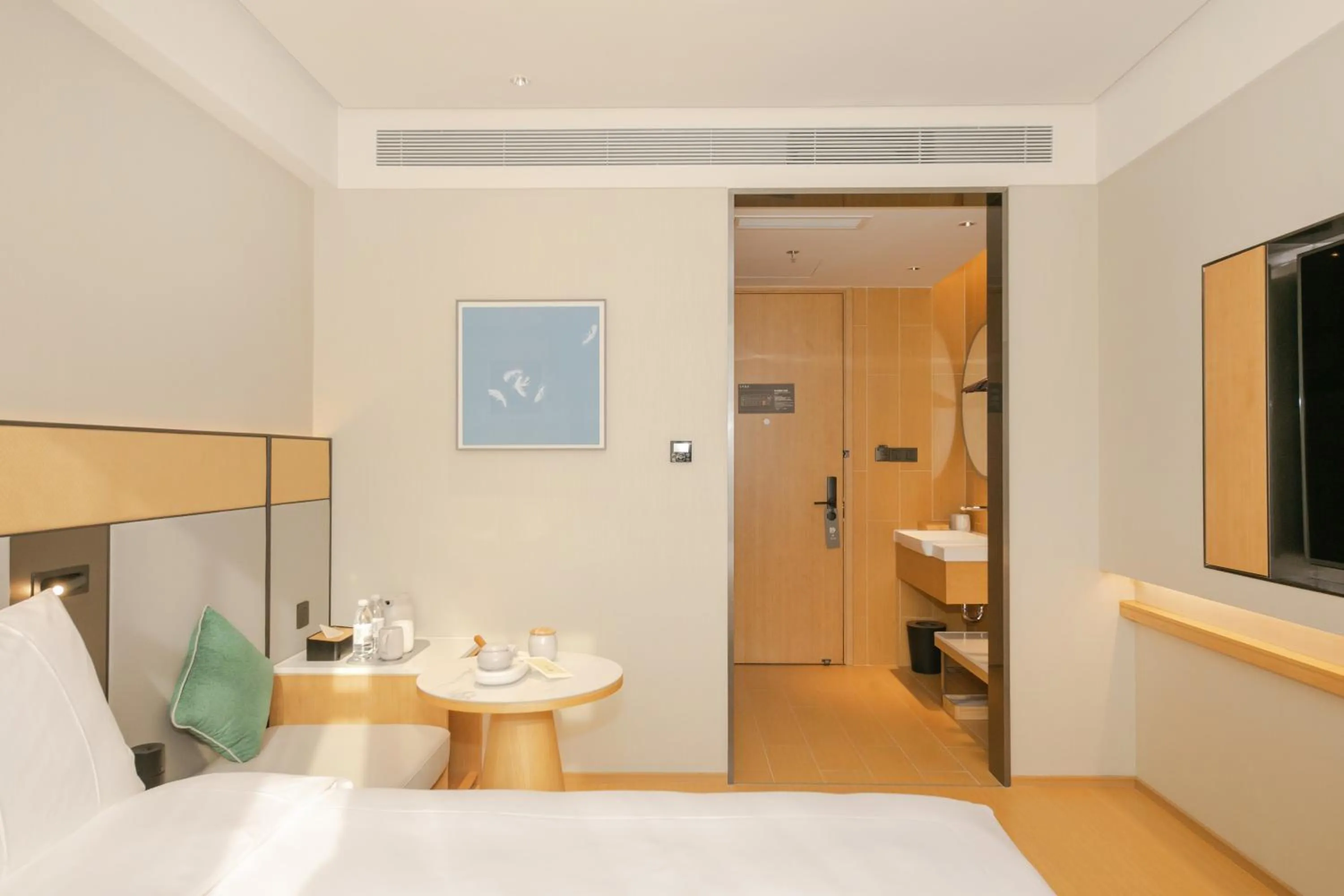 Bed in JI Hotel Beijing Guanganmen