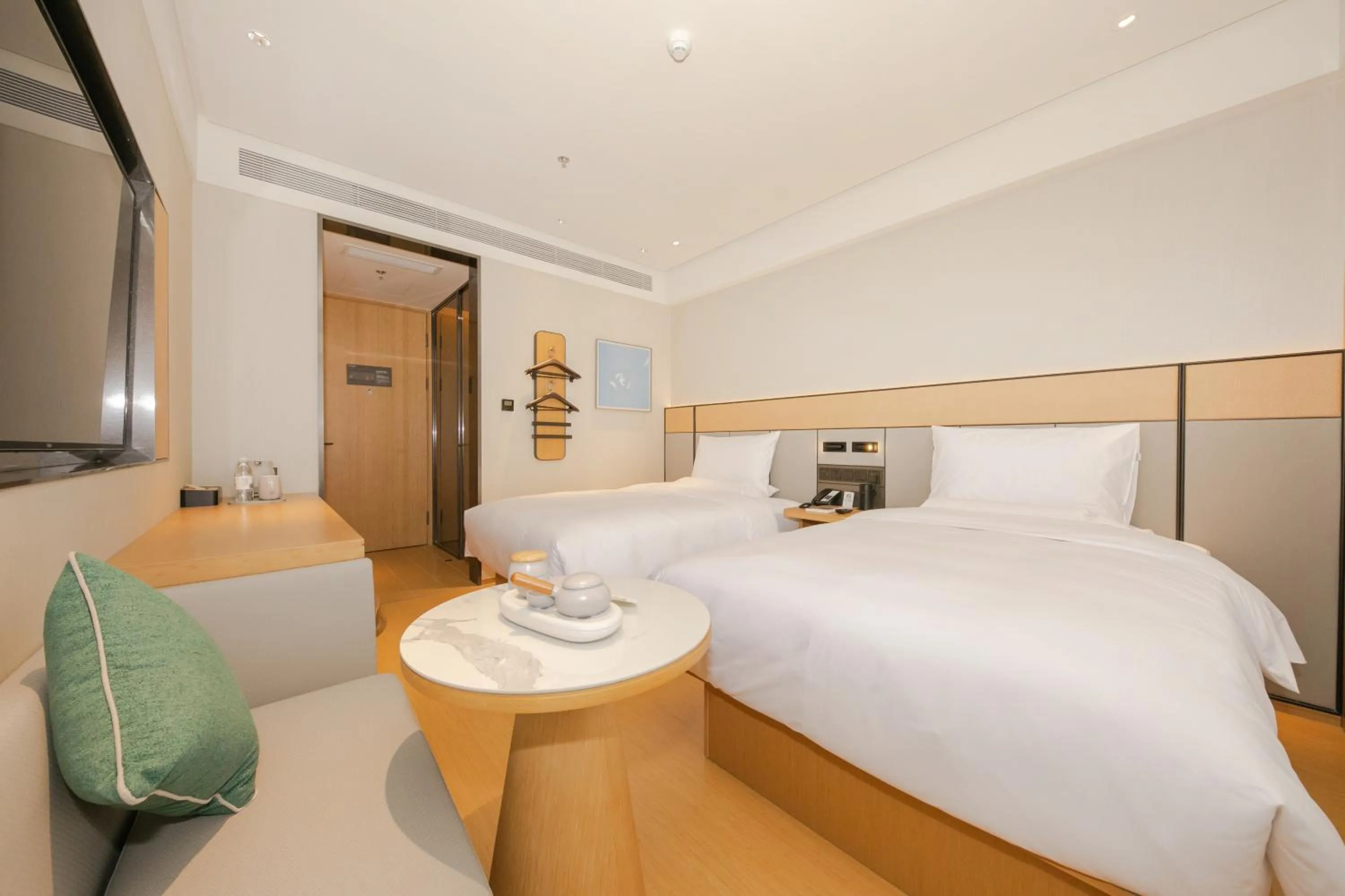 Bed in JI Hotel Beijing Guanganmen