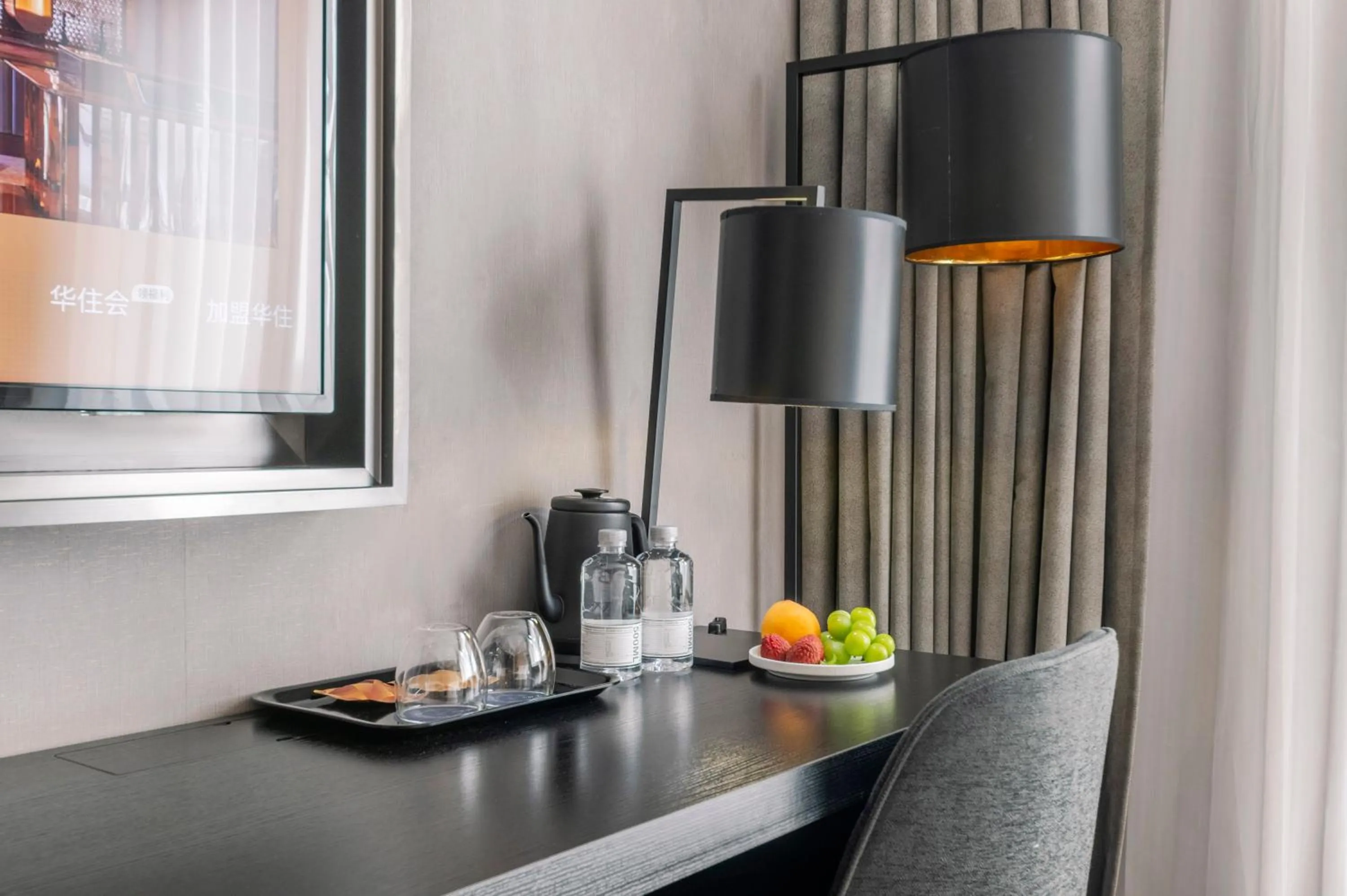 Food and drinks in Orange Crystal Hotel Shenzhen Baoan Airport Bihaiwan