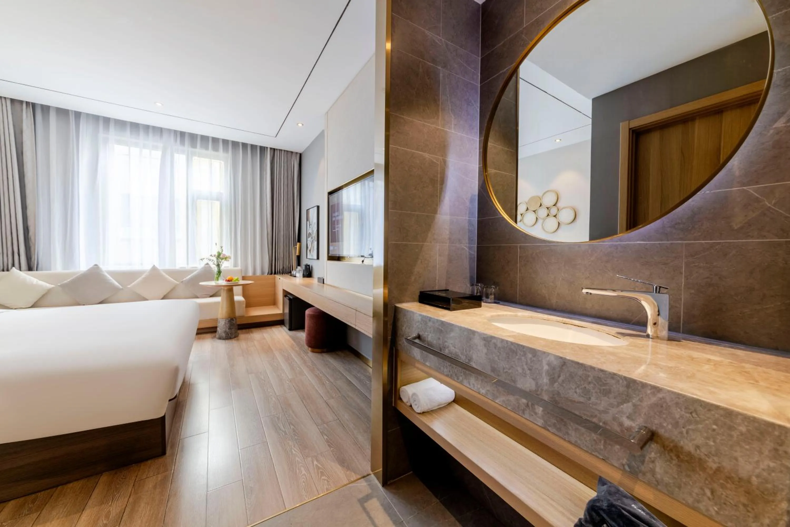 Bed in Orange Crystal Hotel Shenzhen Baoan Airport Bihaiwan