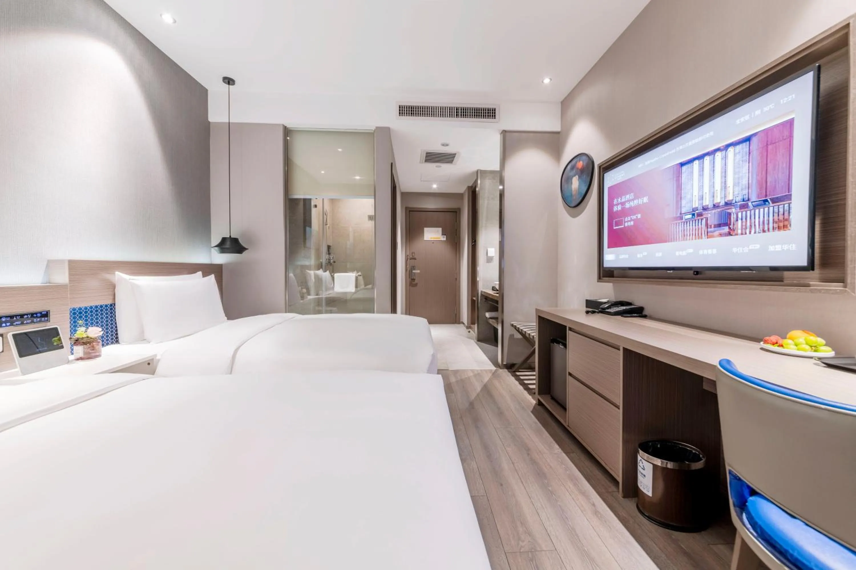 Bed in Orange Crystal Hotel Shenzhen Baoan Airport Bihaiwan