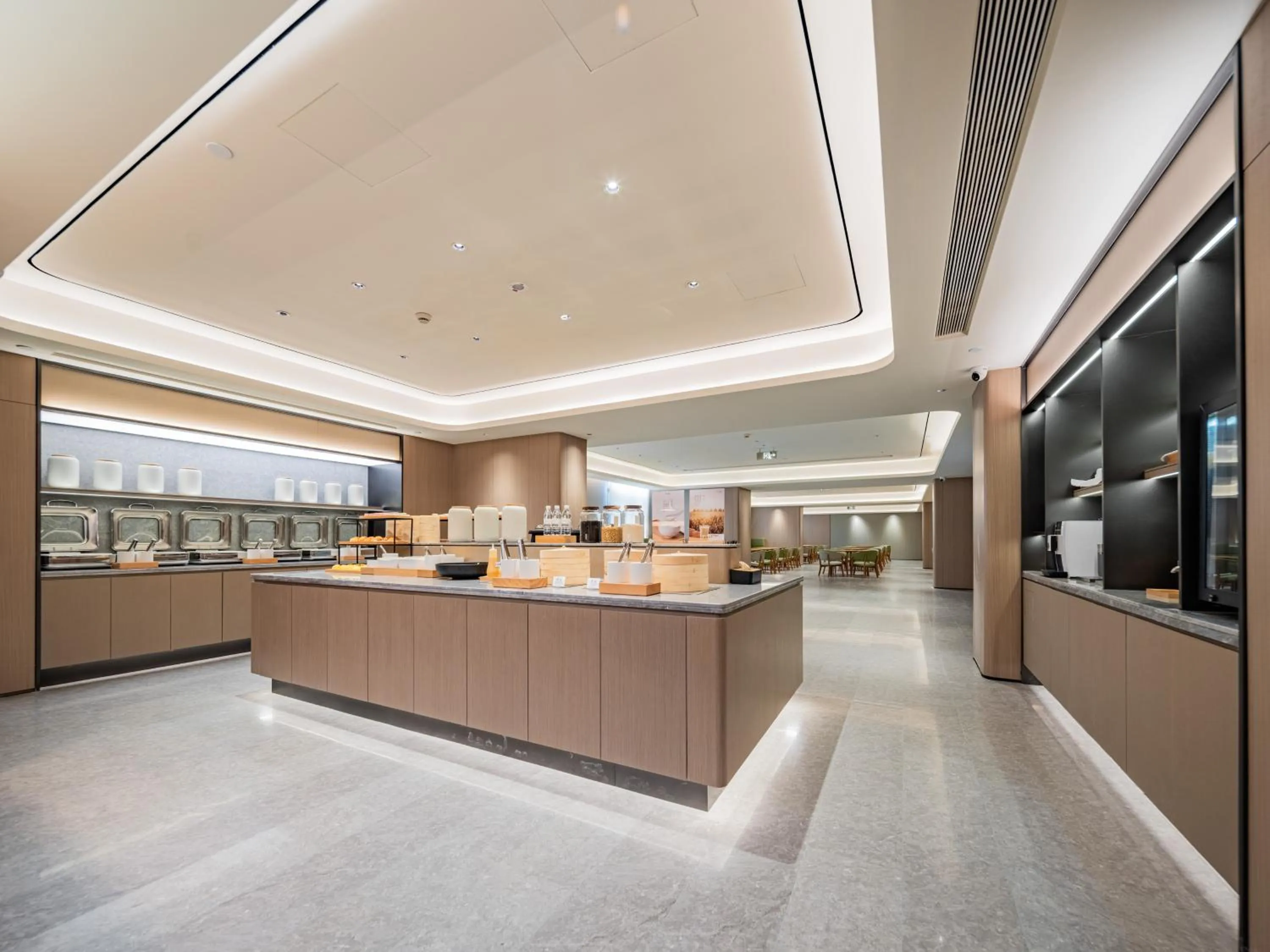 Restaurant/places to eat in JI Hotel Chengdu South Railway Station West Road