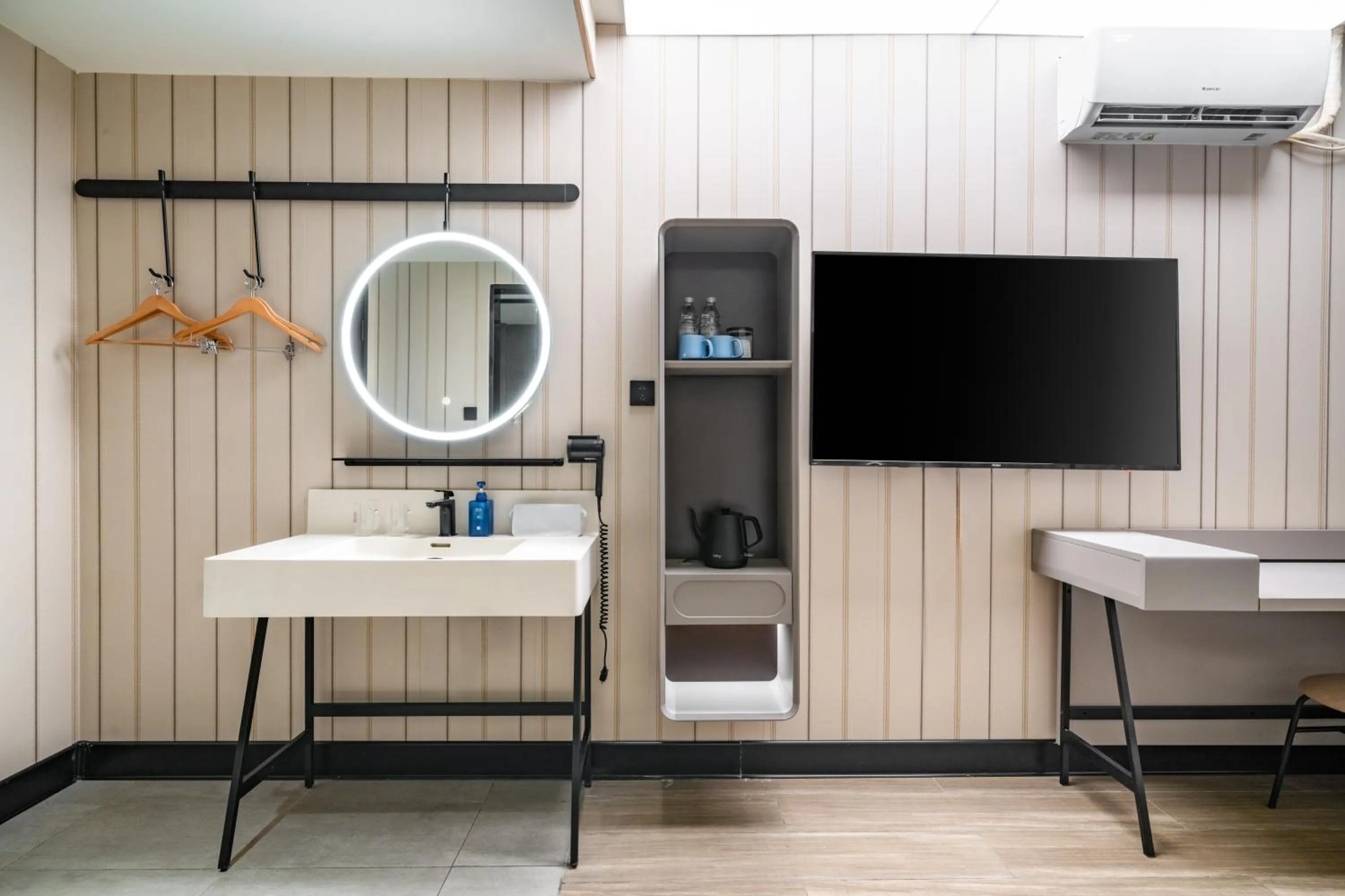 Hanting Hotel Shenzhen Coast City Nanyou Clothing City