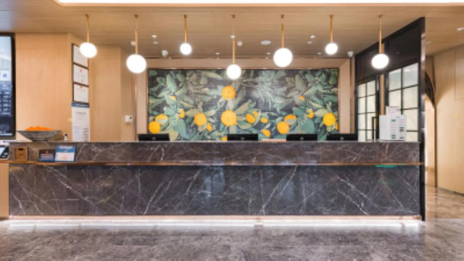 Lobby or reception in Orange Beijing Lama Temple Hepingli North Street Subway Station Hotel