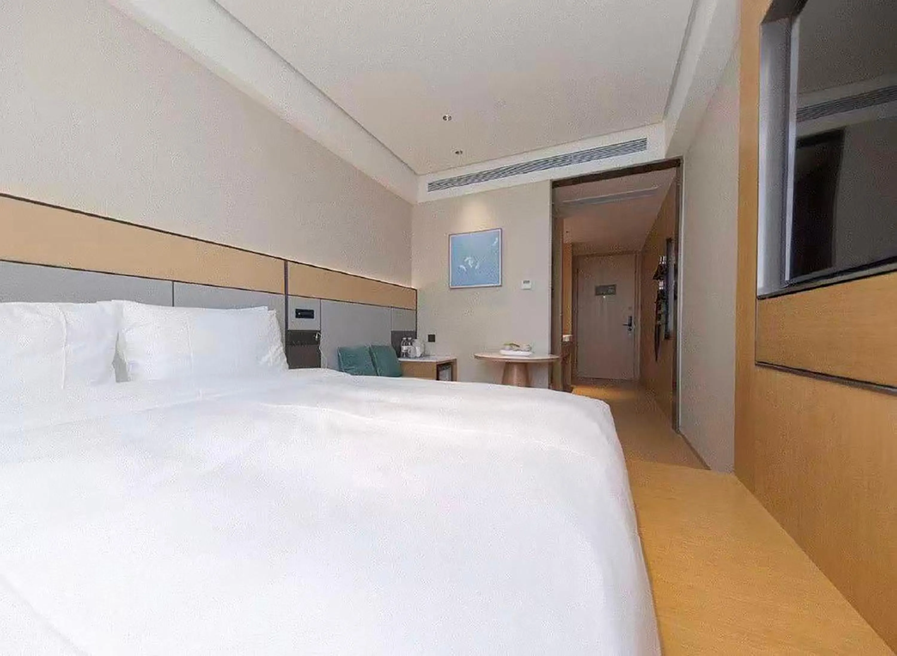Bedroom, Bed in JI Hotel Shanghai New International Expo Center Longyang Road