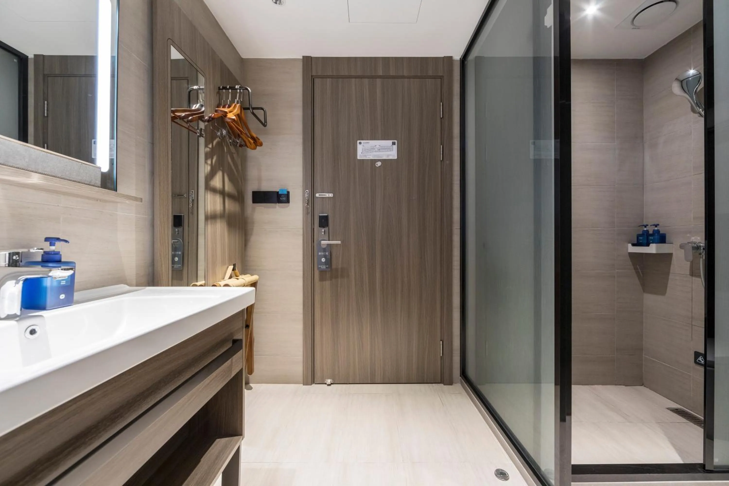 Hanting Hotel Shanghai South Station East China University of Science and Technology