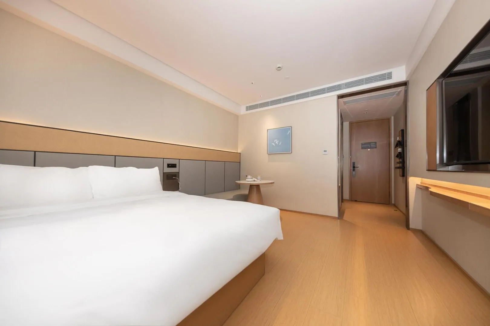 Bed in JI Hotel Shanghai Xinzhuang Qixin Road Qixin Road