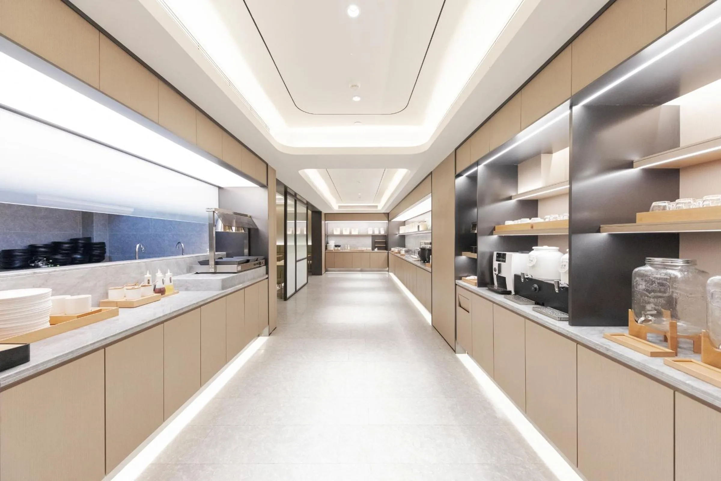 Restaurant/places to eat in JI Hotel Beijing West Railway Station Lianbao Road