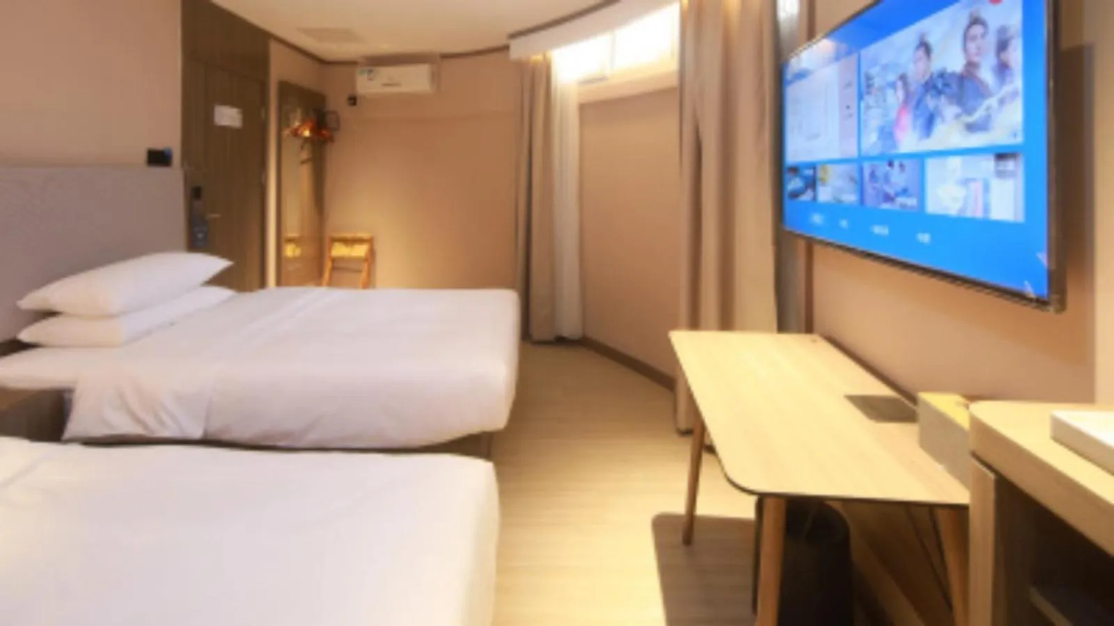 Bed in Hanting Hotel Shenzhen Huaqiang North Science Museum Subway Station