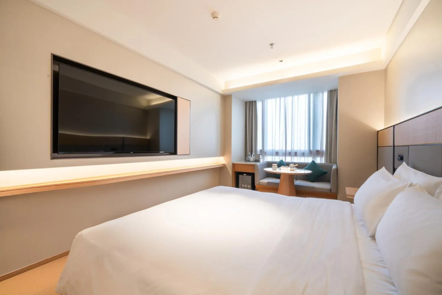 Bedroom, Bed in JI Hotel Guangzhou Sports Center Tianhe North Road
