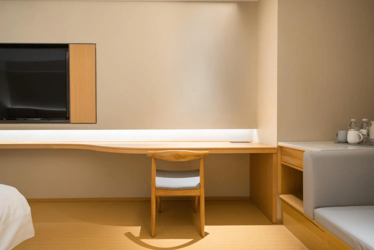 Seating area, Bed in JI Hotel Guangzhou Sports Center Tianhe North Road