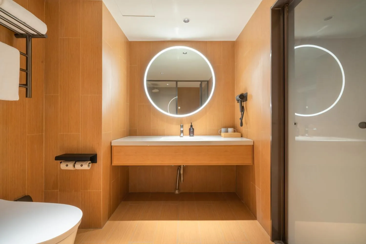 Bathroom in JI Hotel Guangzhou Sports Center Tianhe North Road
