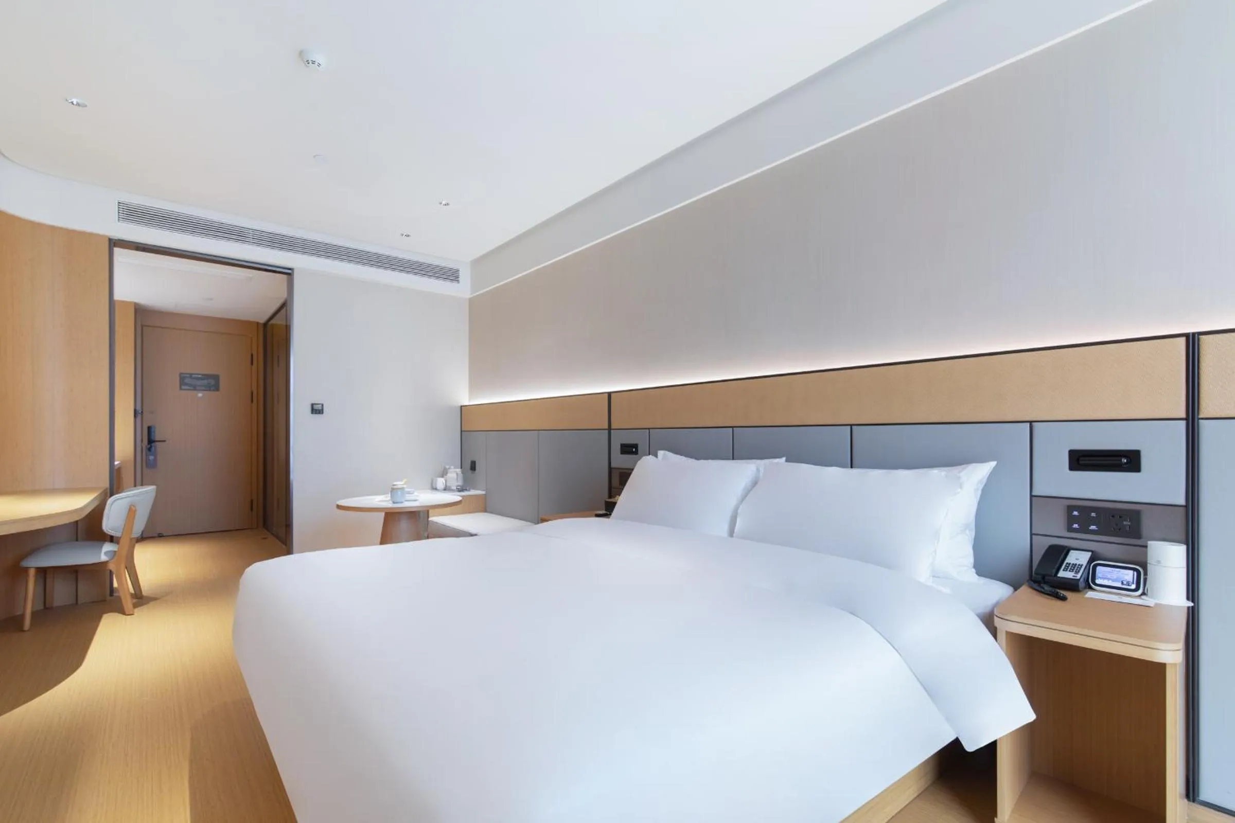 Bed in JI Hotel Nanjing Baijia Lake 1912