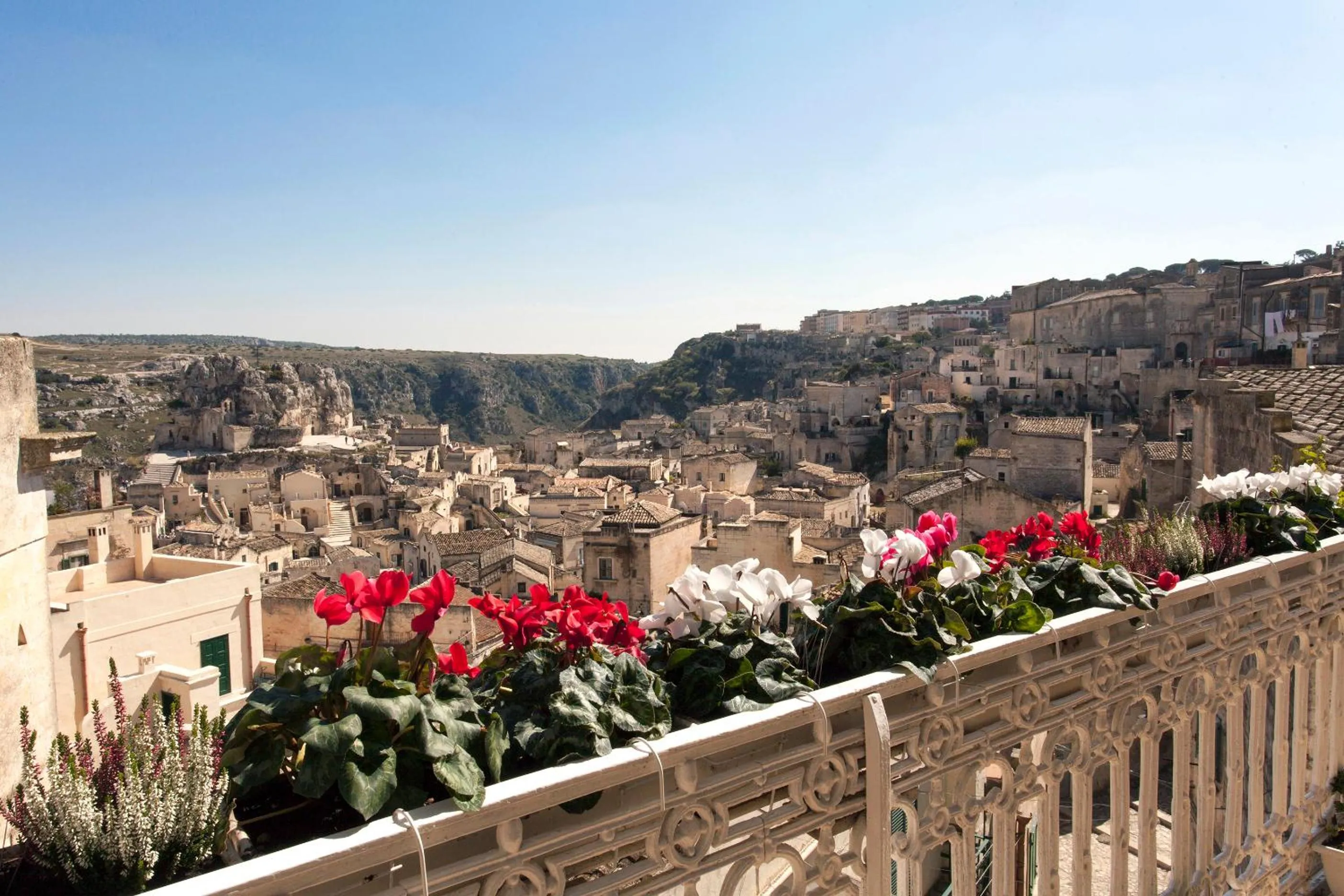 Property building in Casa Diva