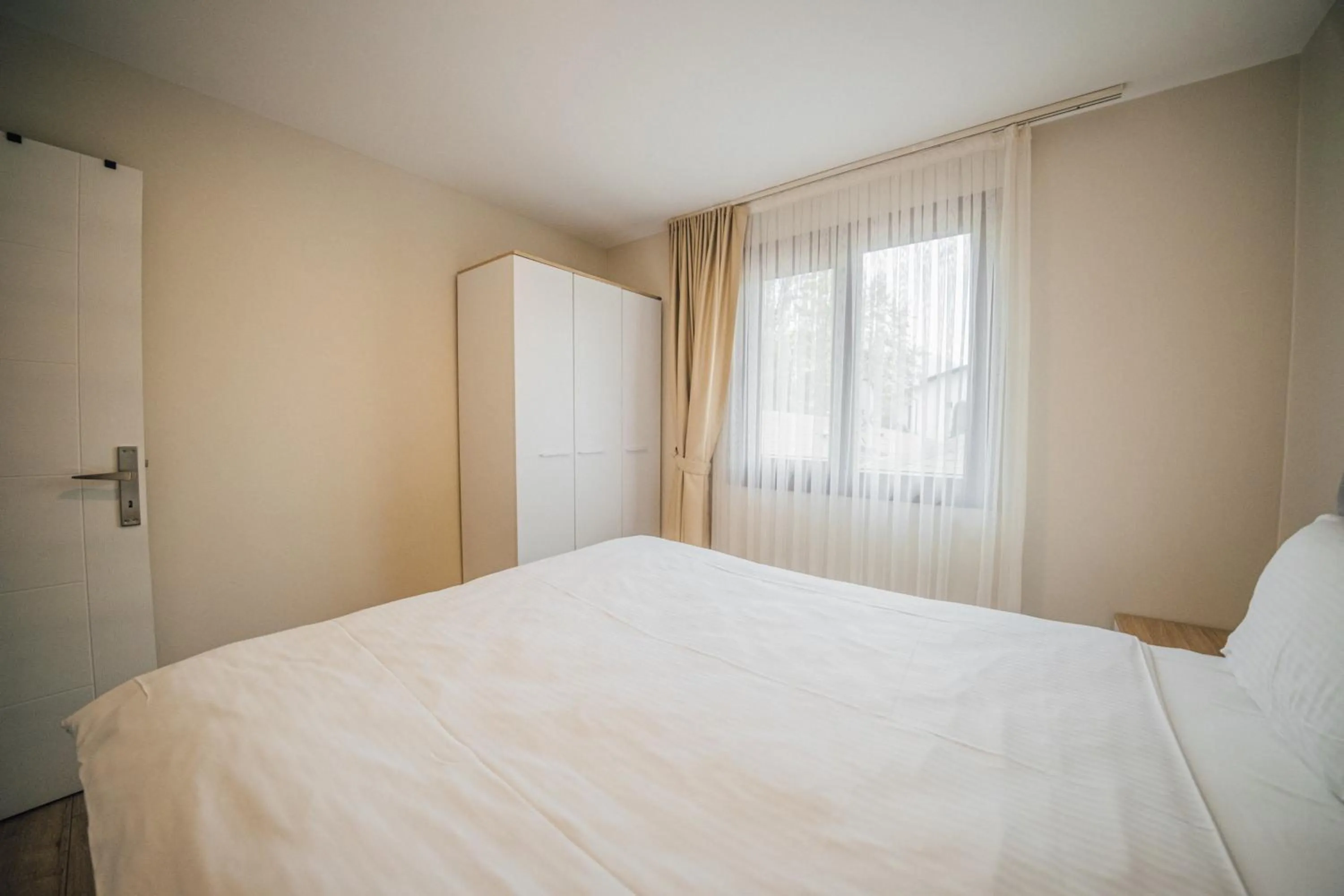 Property building, Bed in Sapanca Cayir Cimen Otel