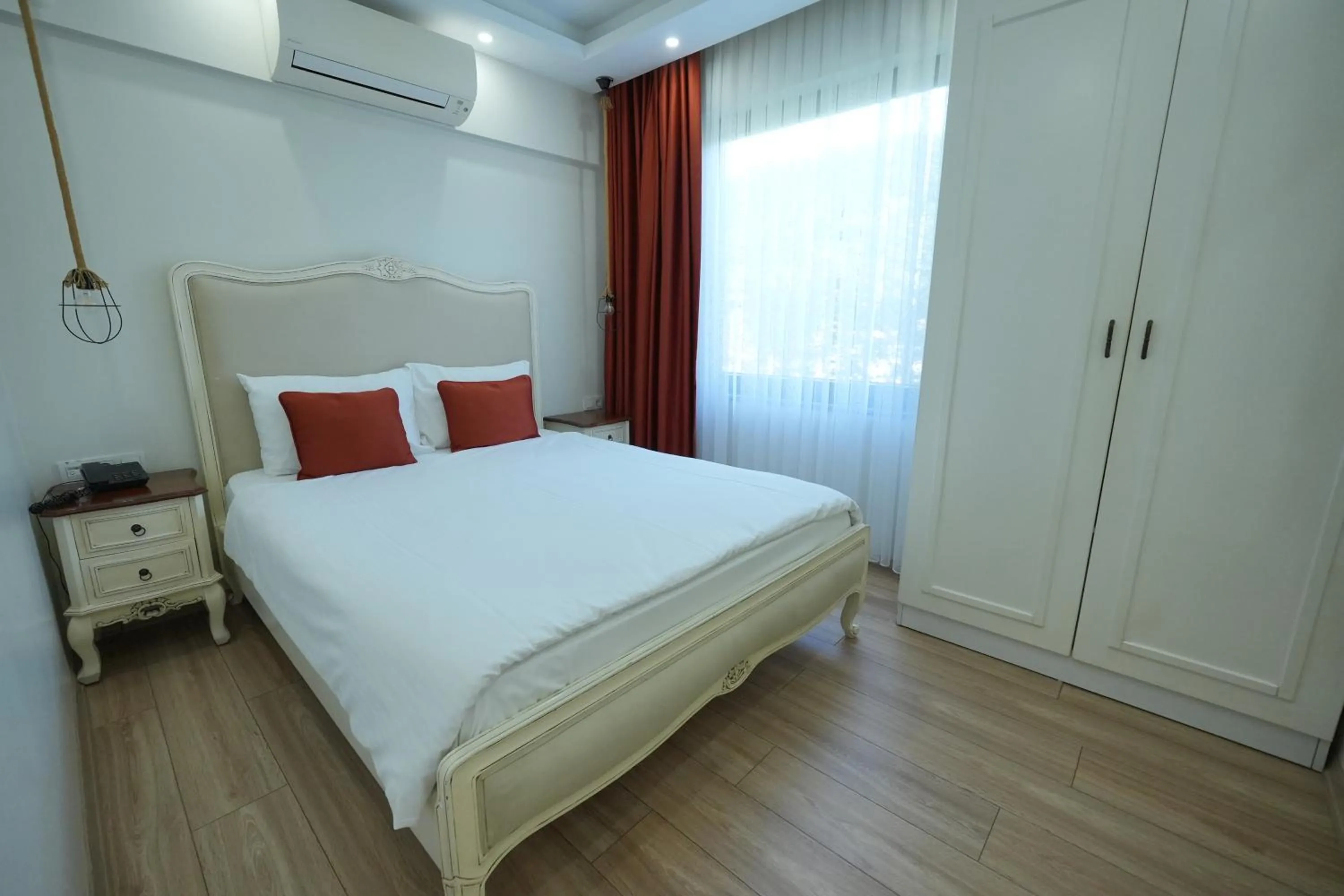 Bed in Sapanca Cayir Cimen Otel