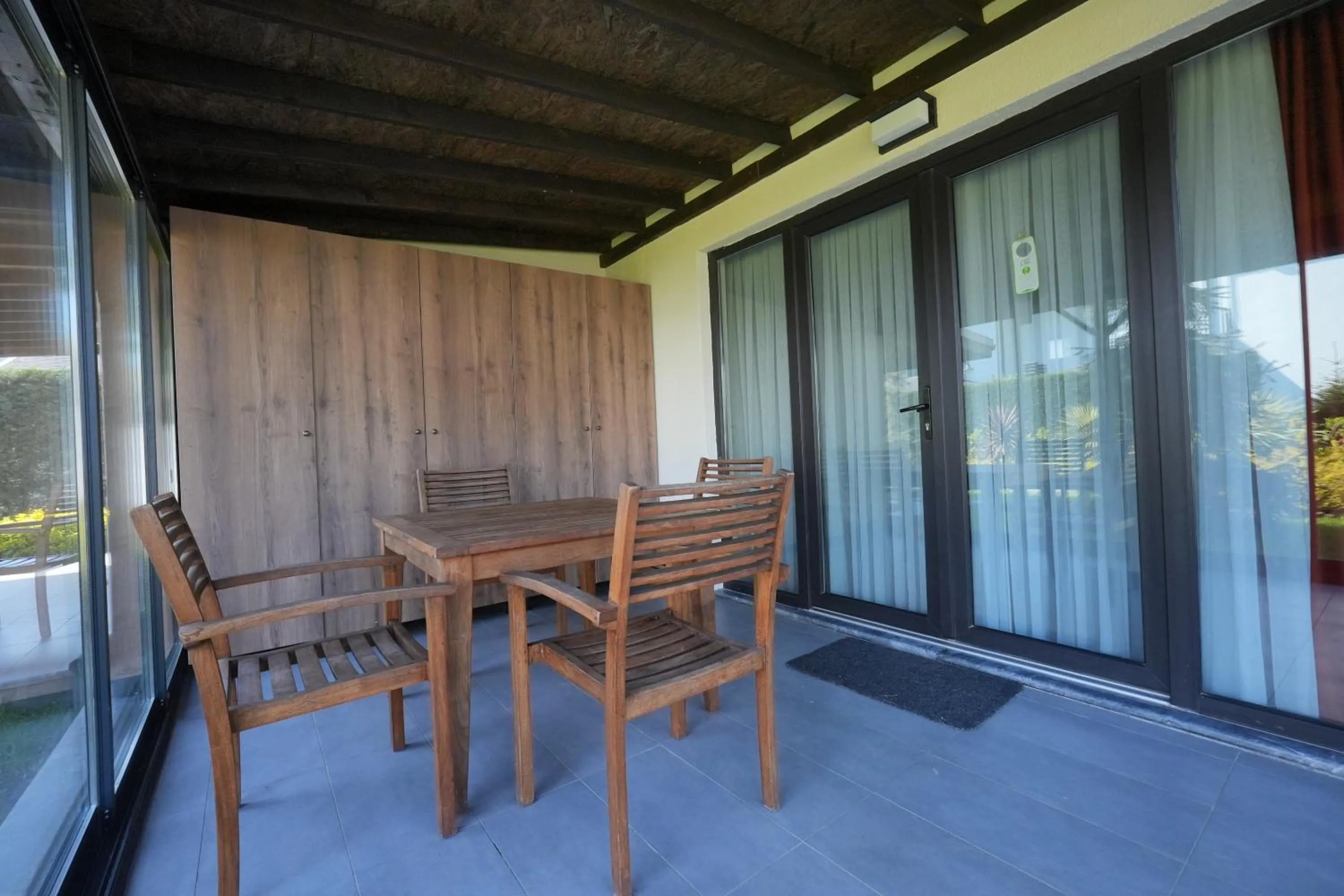 Patio in Sapanca Cayir Cimen Otel