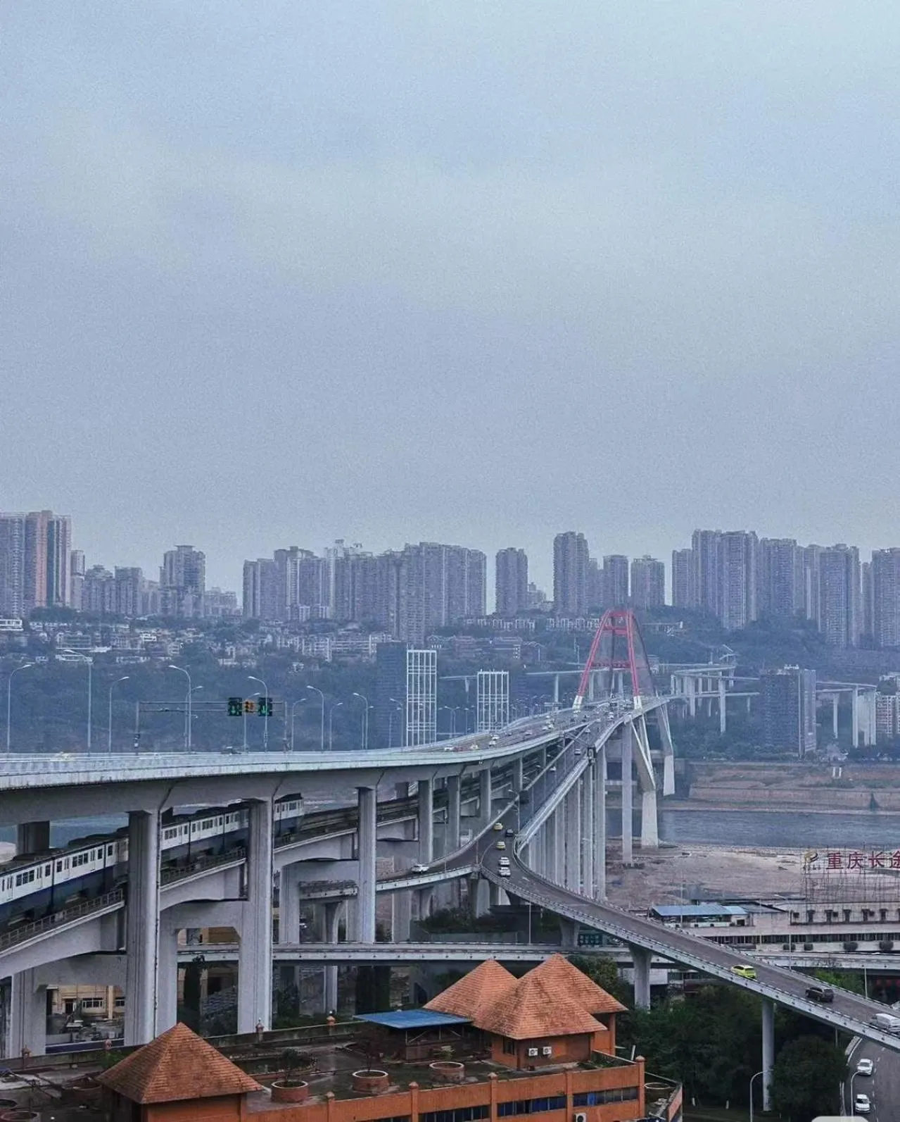 People in Hanting Hotel Chongqing Lianglukou Caiyuanba