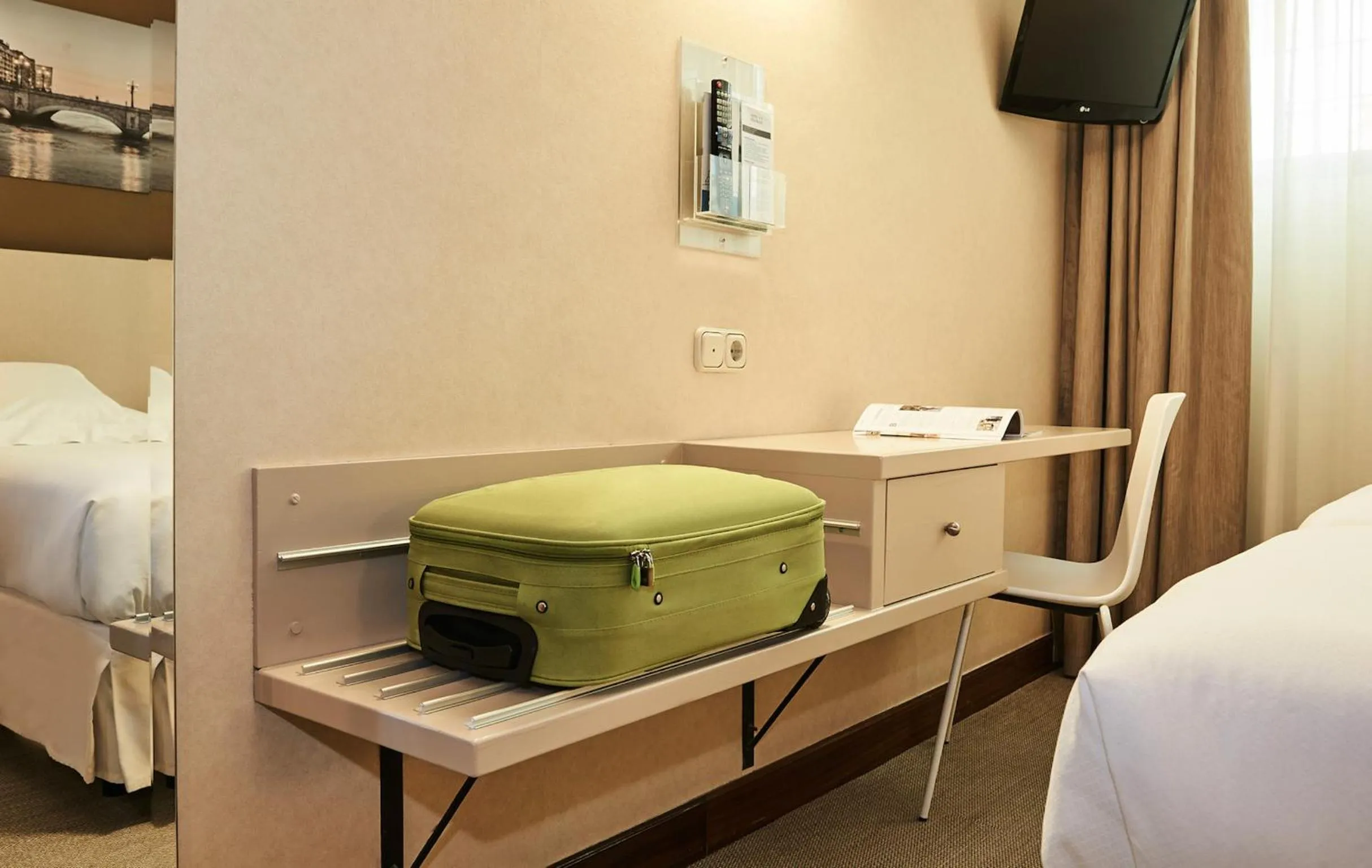 Bedroom, Bed in Hotel Parma