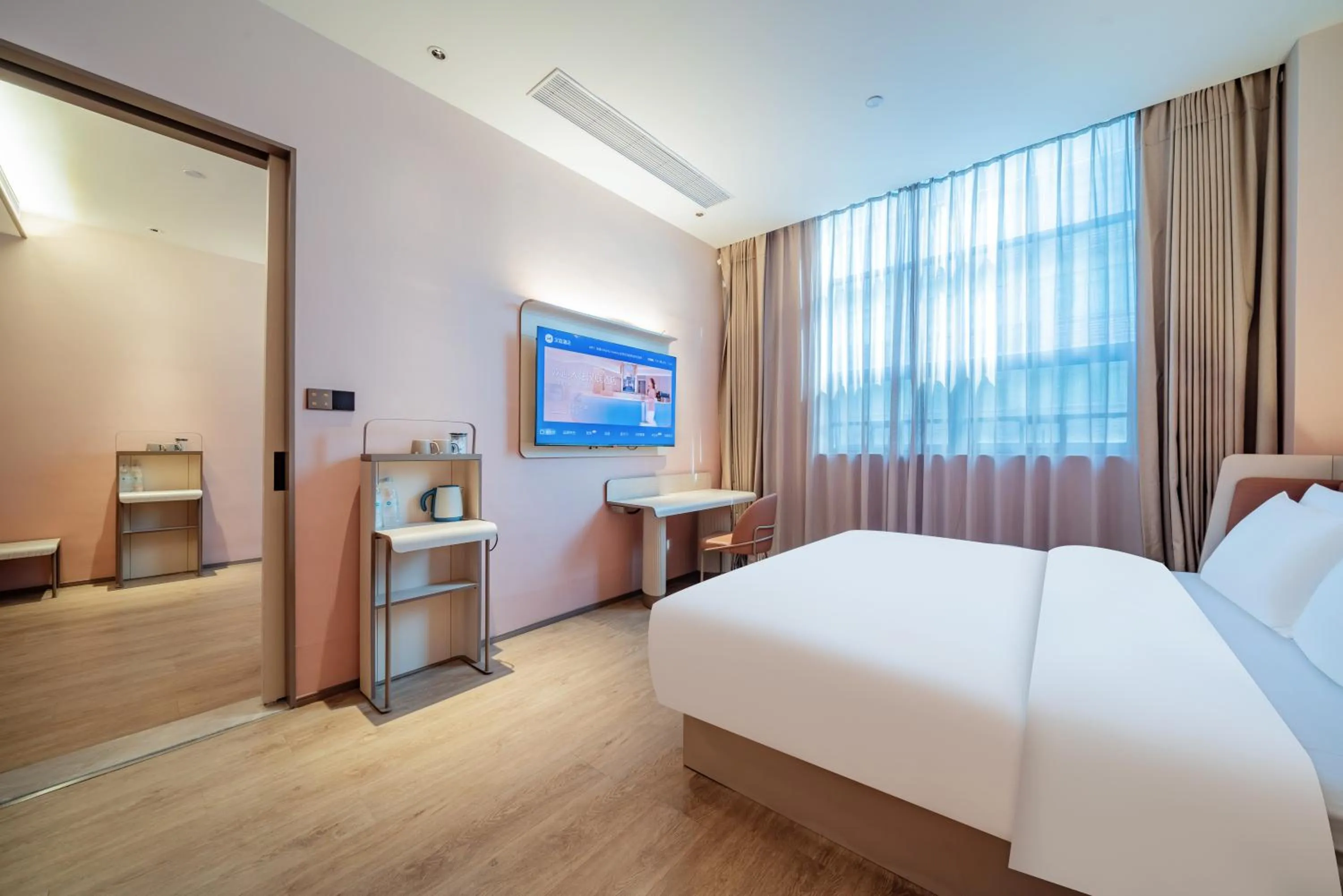 Bedroom, Bed in Hanting Hotel Guangzhou Nangang Subway Station