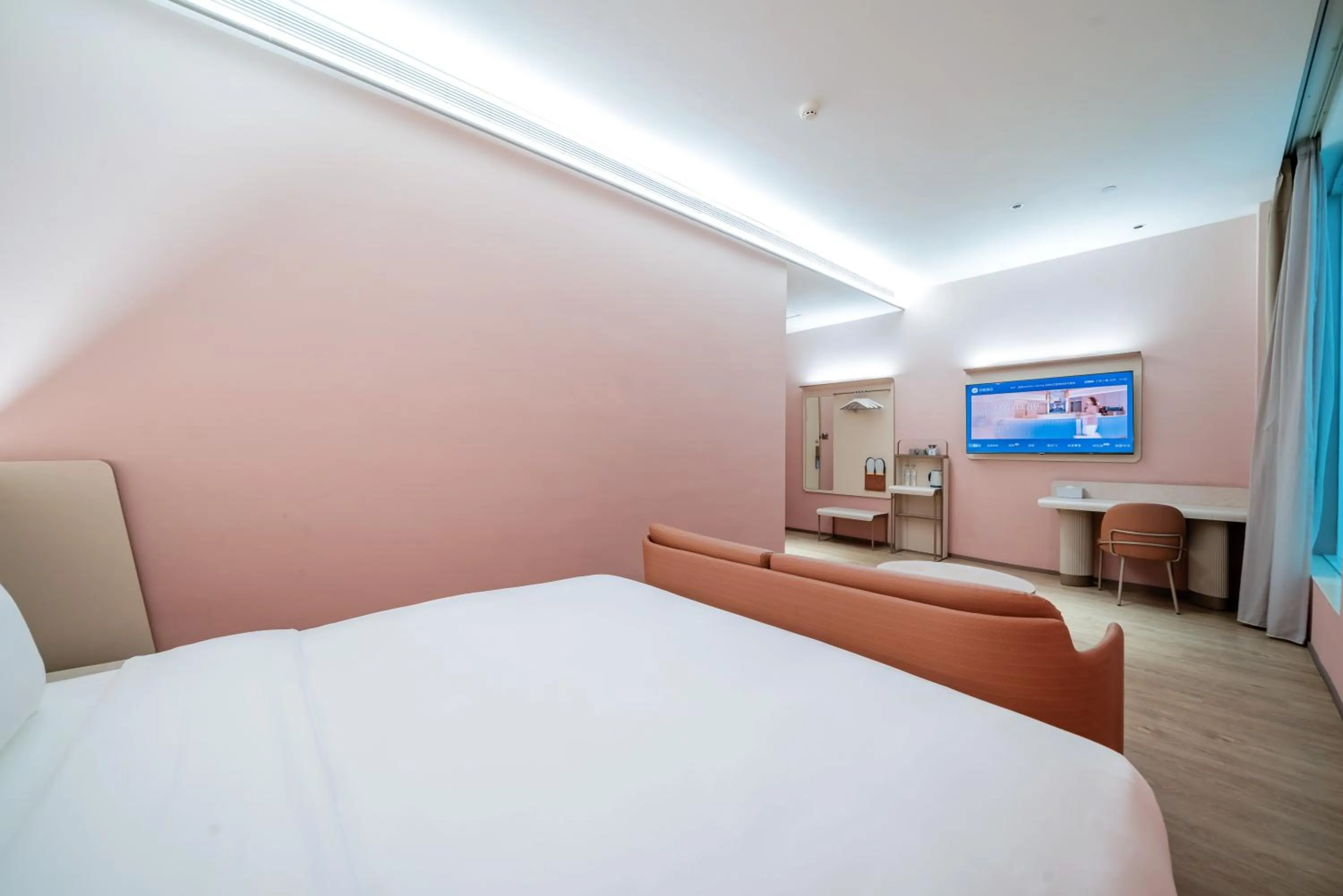 Bed in Hanting Hotel Guangzhou Nangang Subway Station