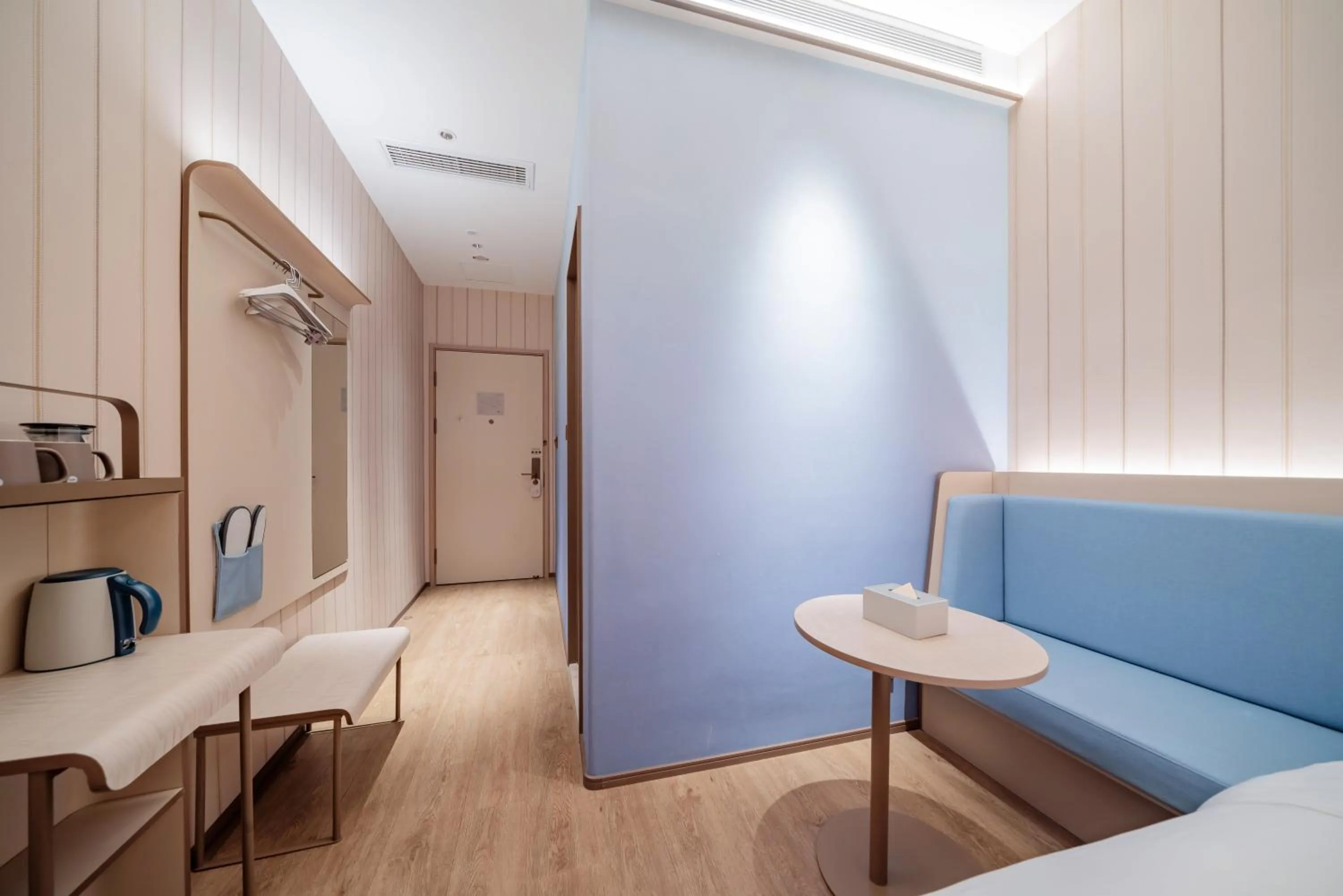 Seating area in Hanting Hotel Guangzhou Nangang Subway Station