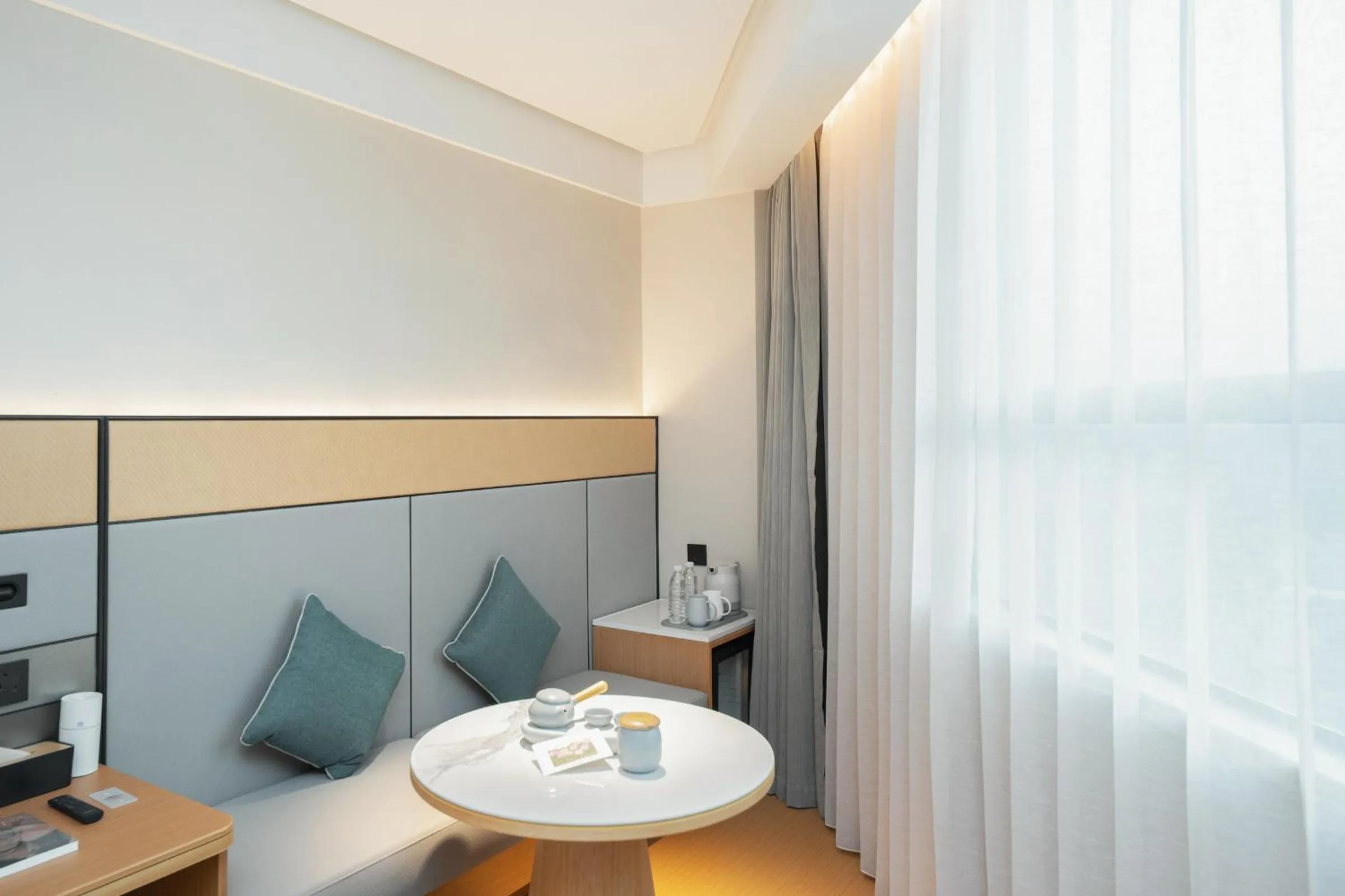 Coffee/tea facilities in JI Hotel Guangzhou Tianhe Park Subway Station