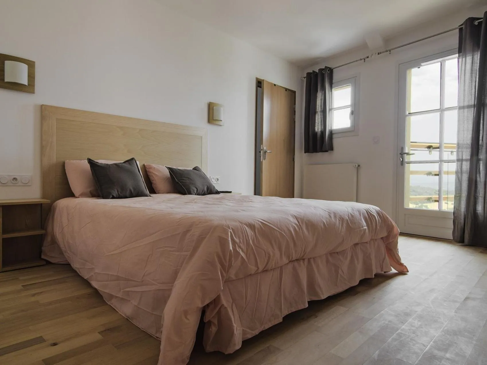 Bedroom, Bed in Hotel Galilee