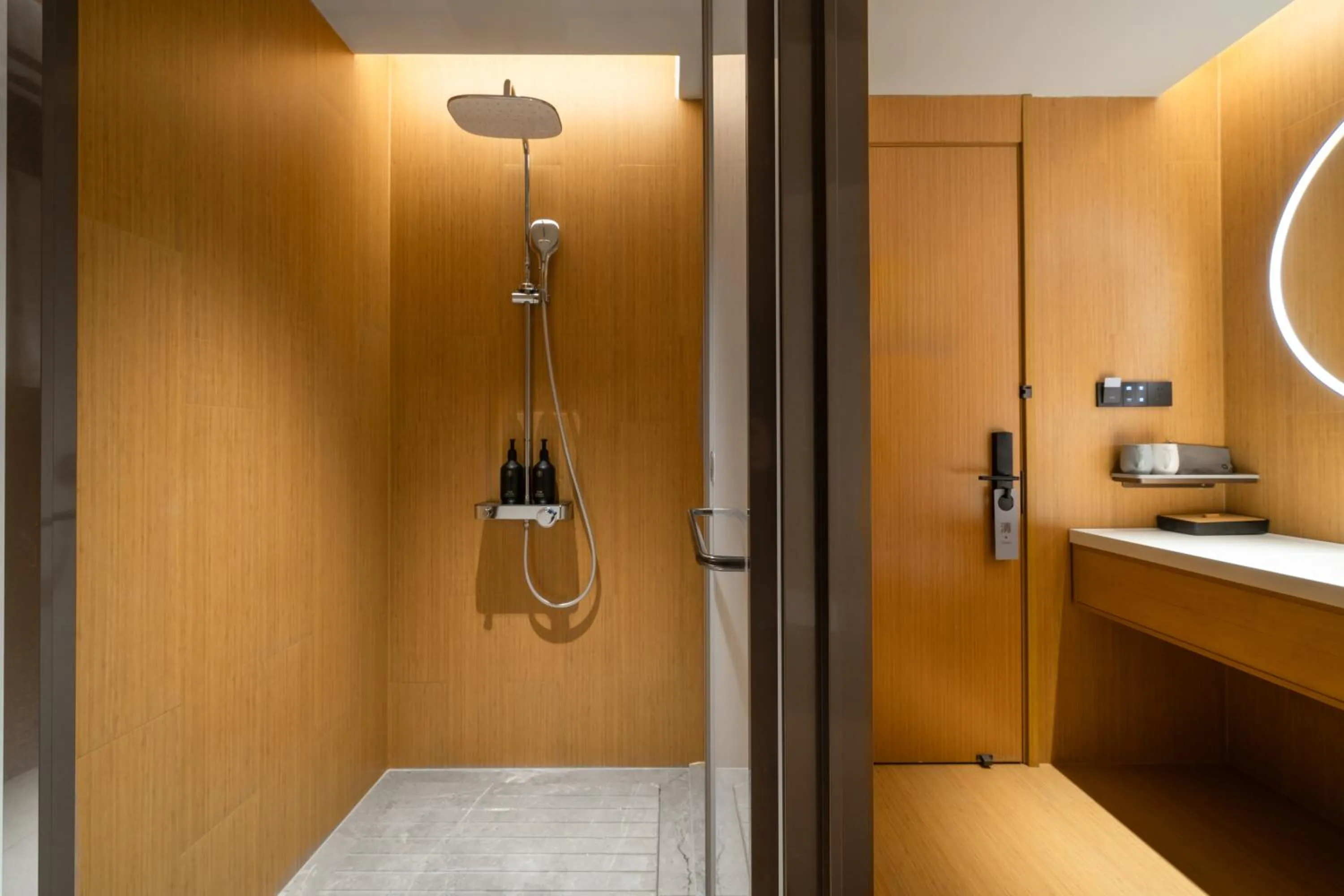 Property logo or sign in JI Hotel Guangzhou Liwan TCL Yunfeng Technology Park