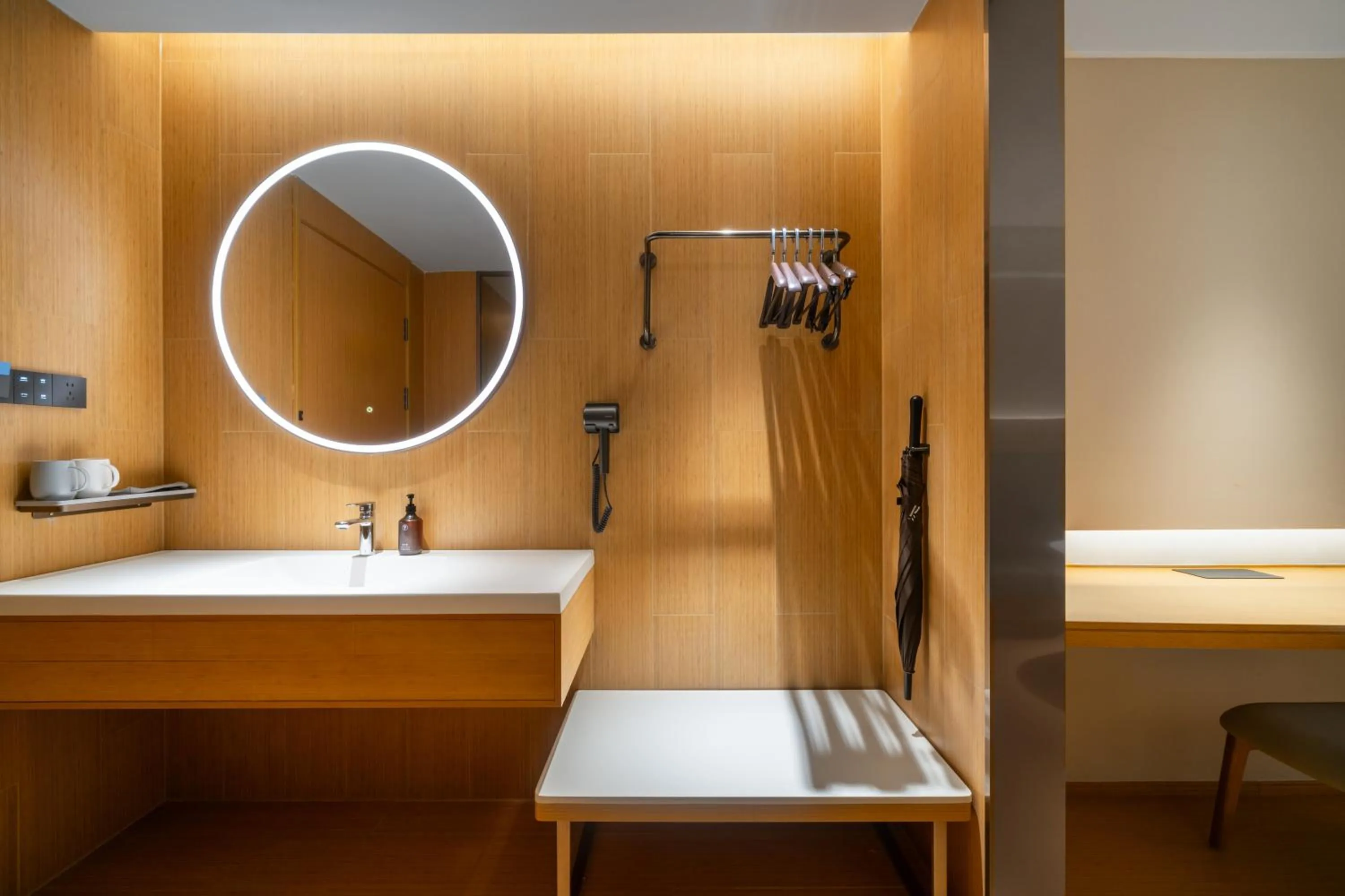 JI Hotel Guangzhou Liwan TCL Yunfeng Technology Park