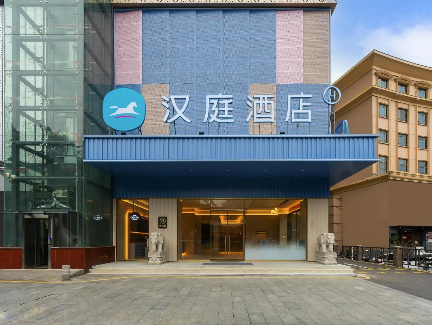 Property building in Hanting Hotel Shenzhen Shiyan Bus Station