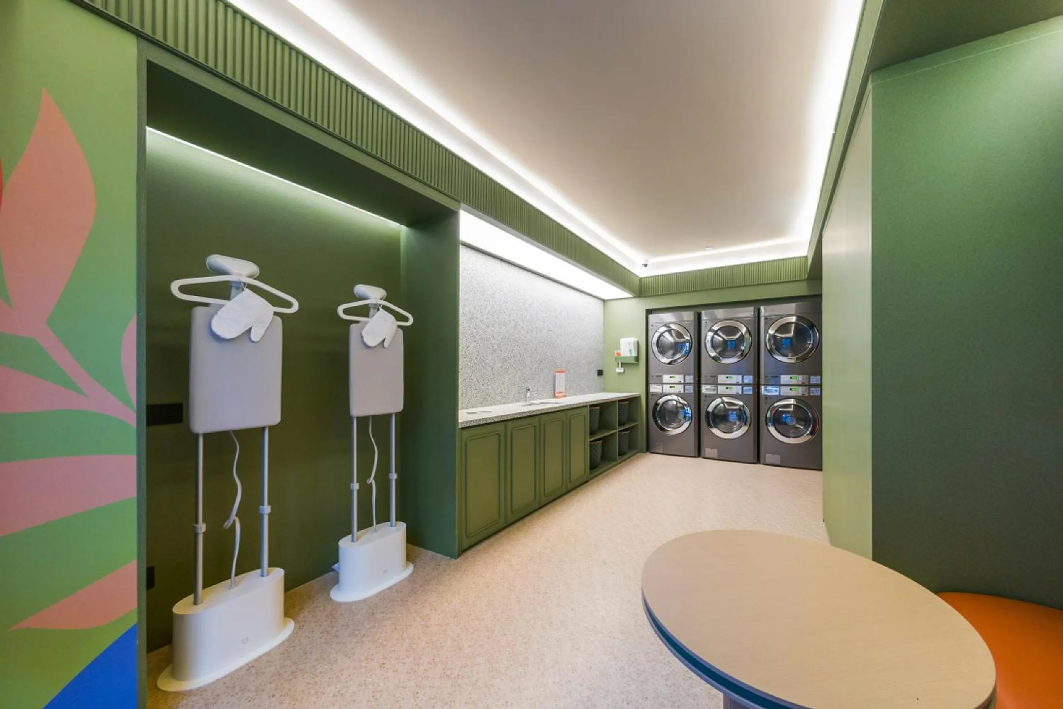 laundry in Orange Hotel Shanghai International Tourism Resort Chongxi Road