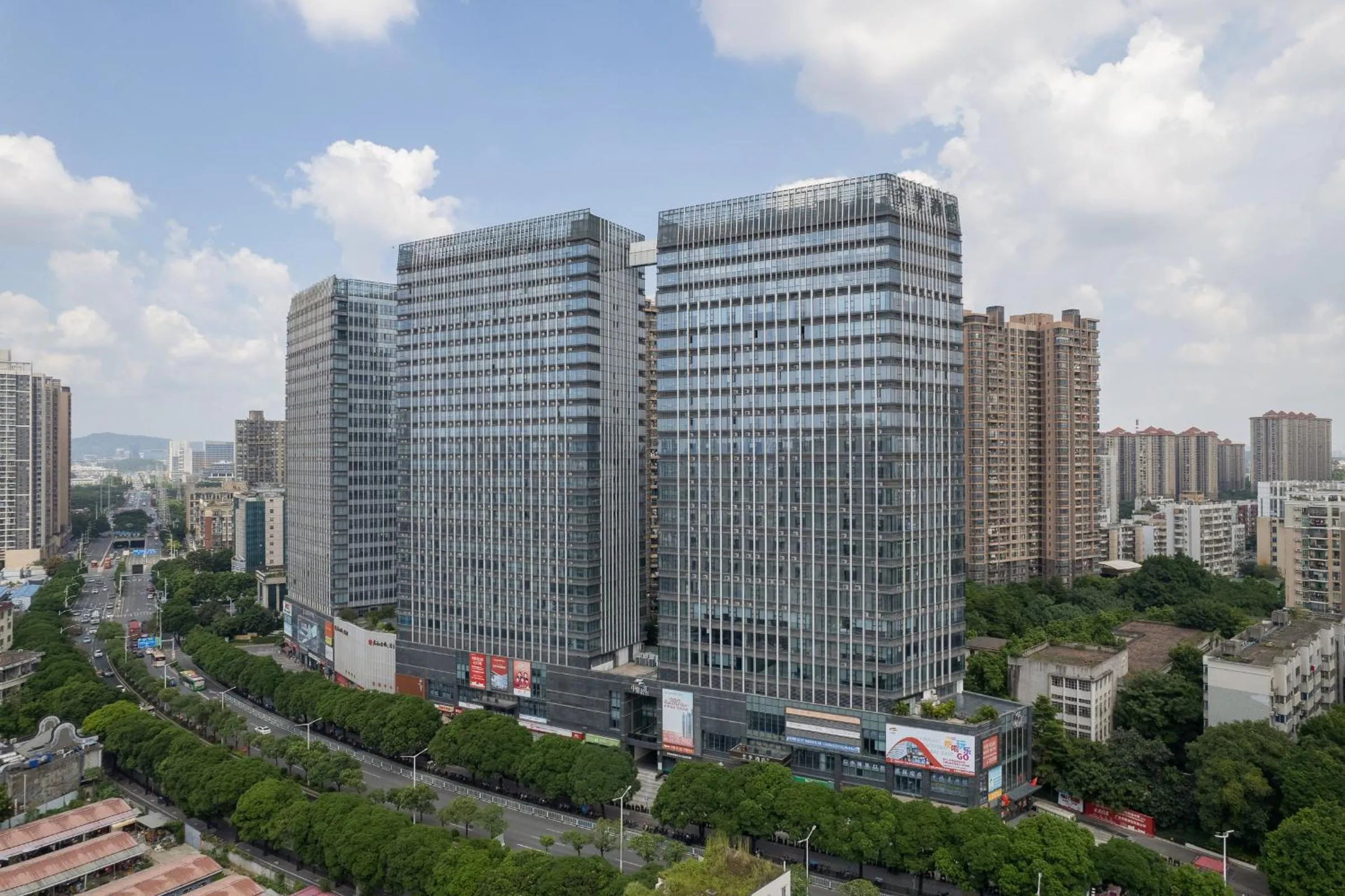 Property building in JI Hotel Guangzhou Huangpu Dasha East Subway Station