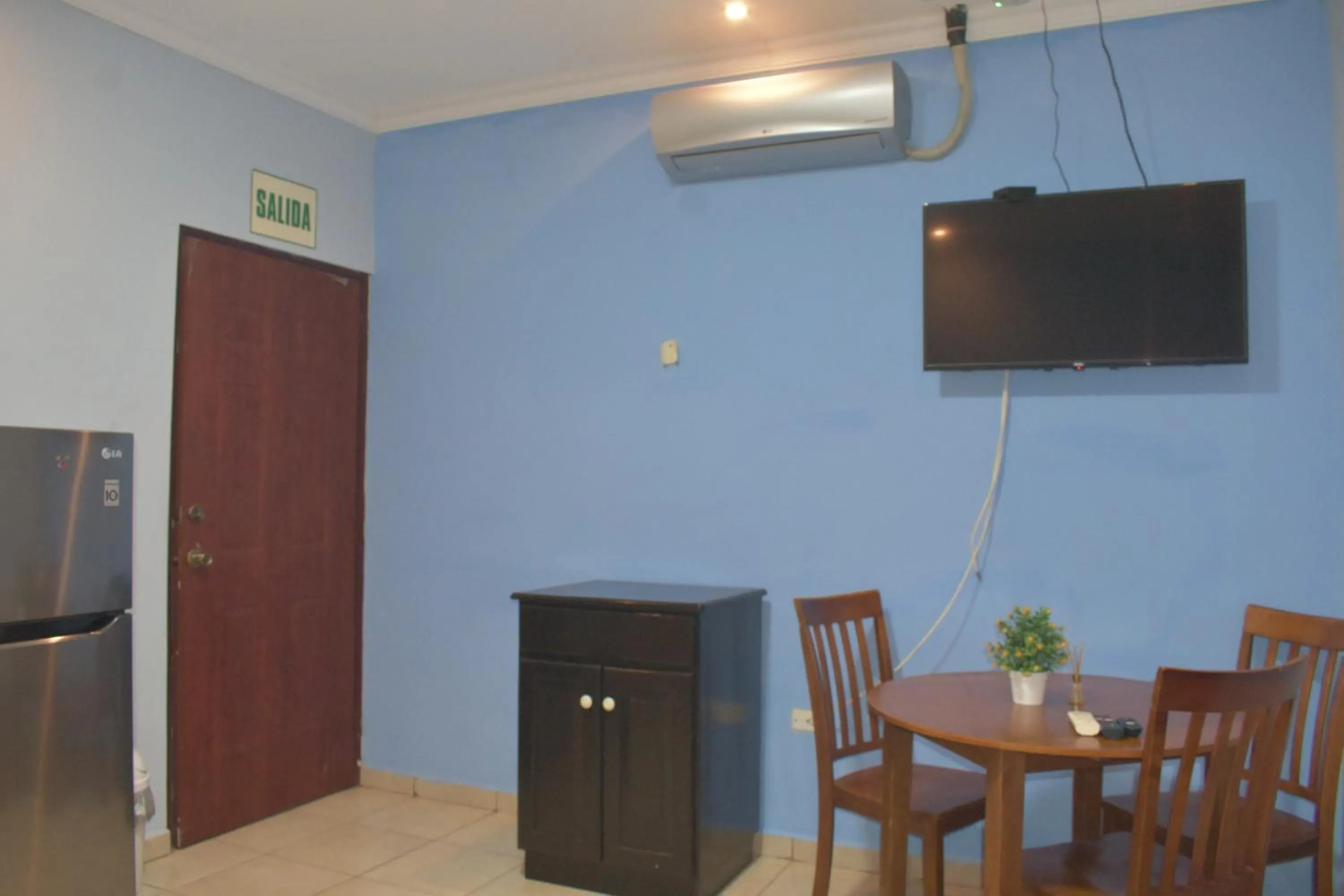 TV and multimedia in Apartamentos Alta Vista David
