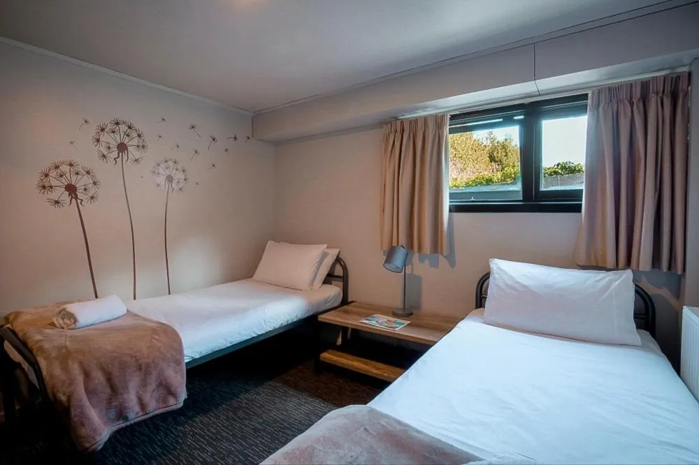 Bed in The Black Sheep Backpackers