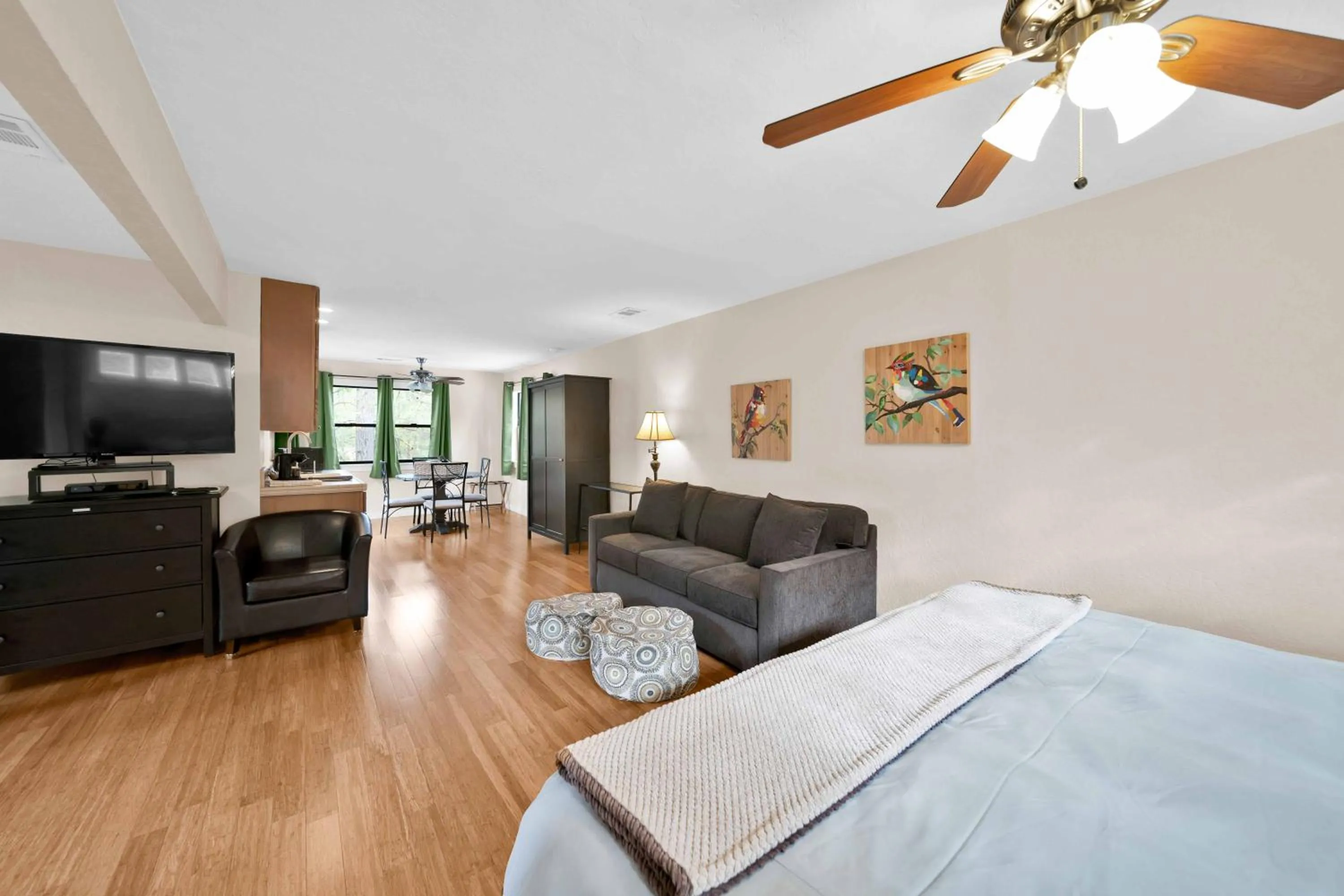 The Inn at Shasta Lake